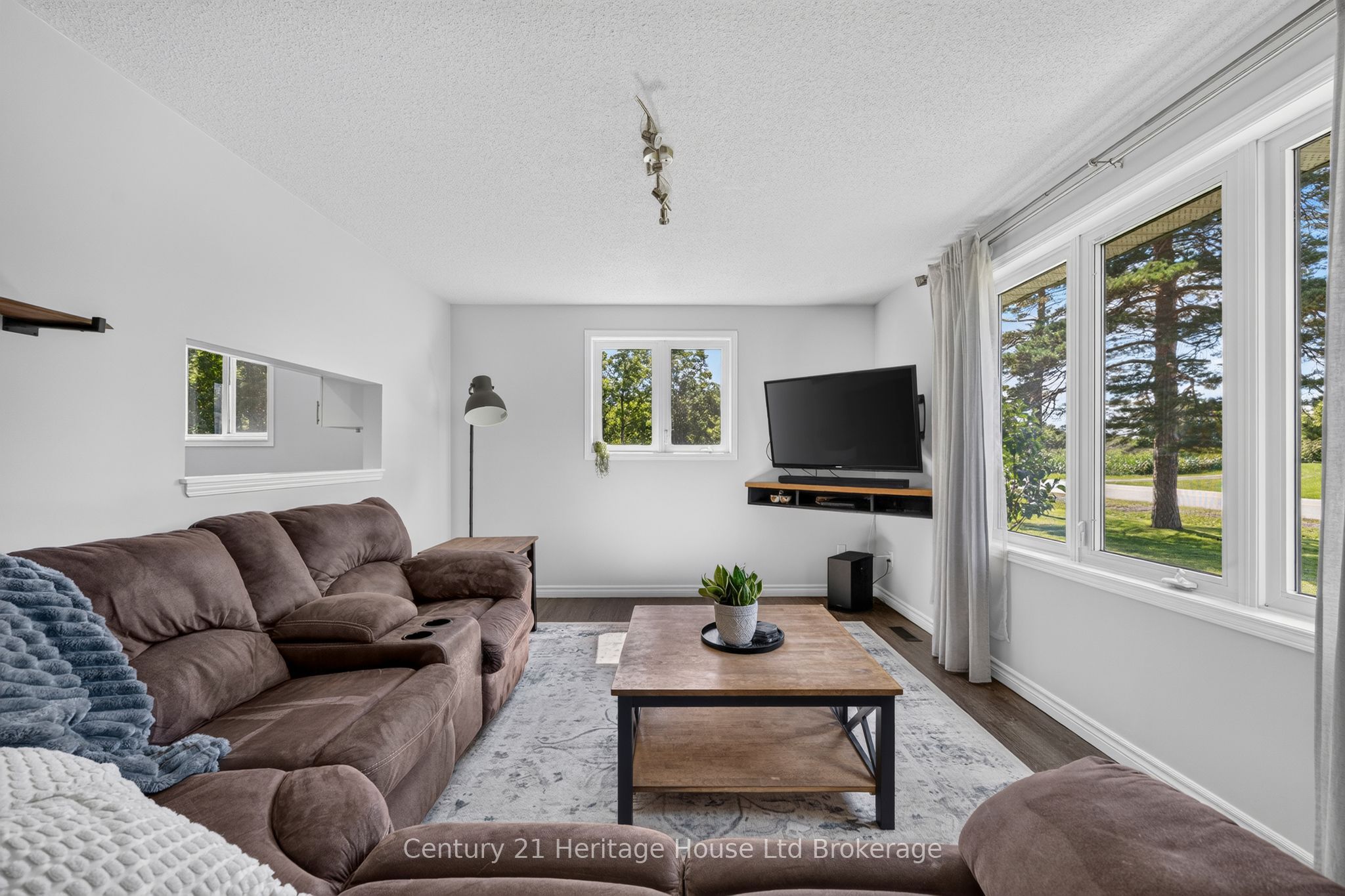 34679 Third Line Property Photo 25
