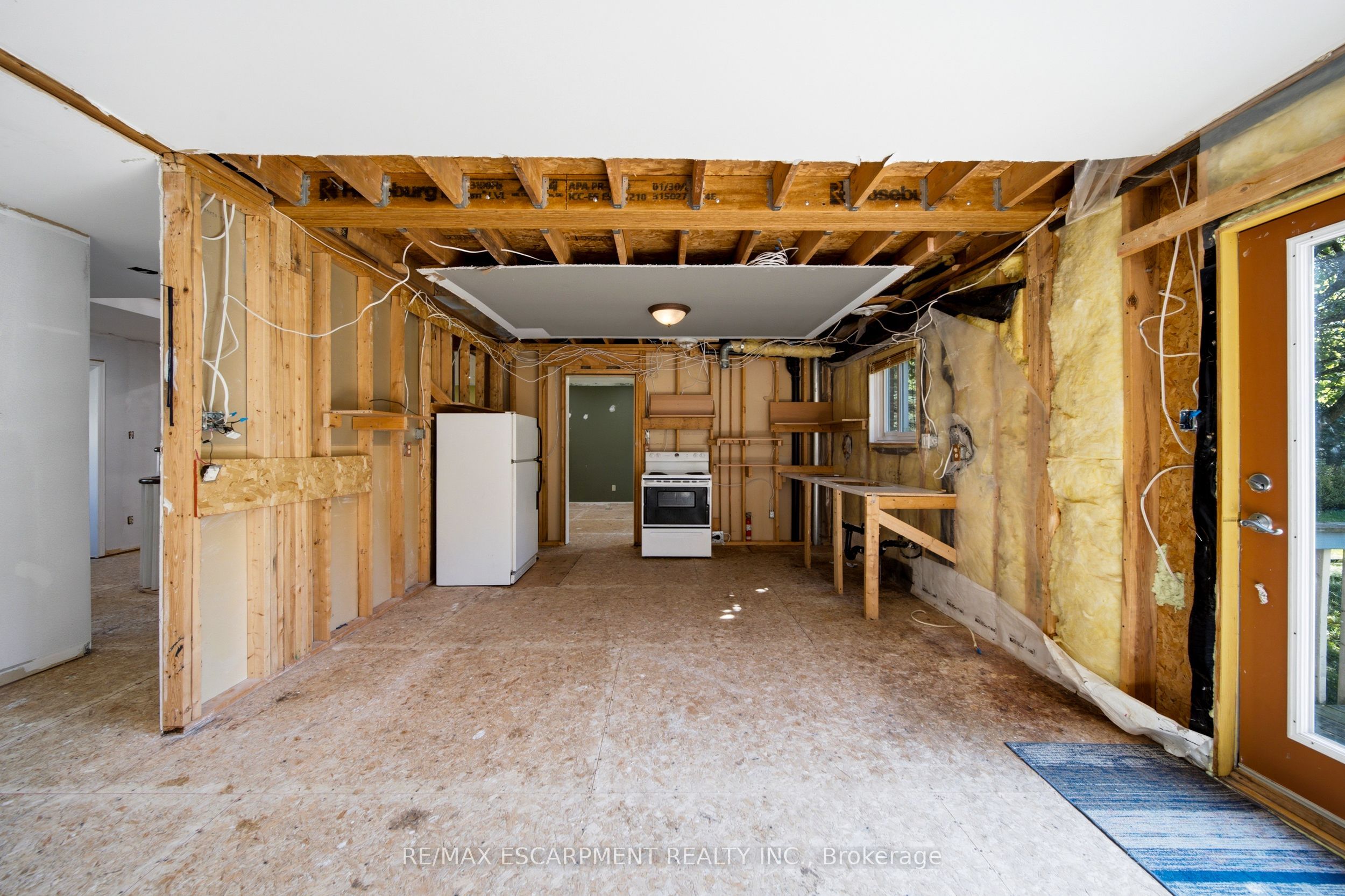6 Willow Crescent Property Photo 19