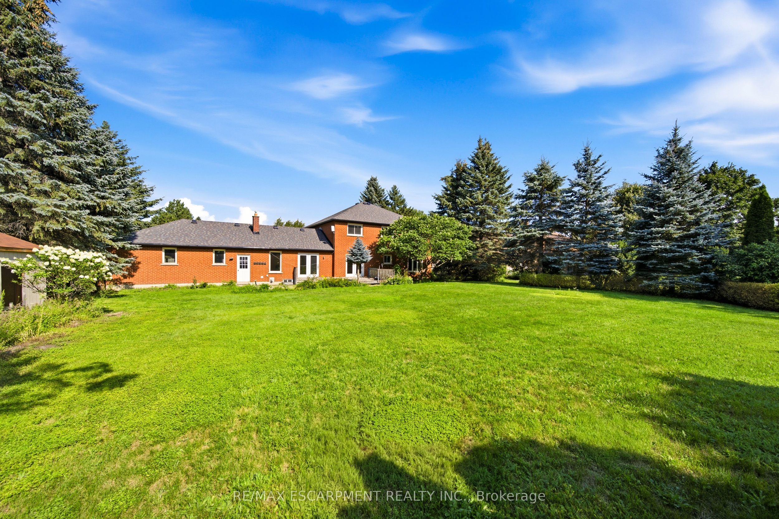 6 Willow Crescent Property Photo 29
