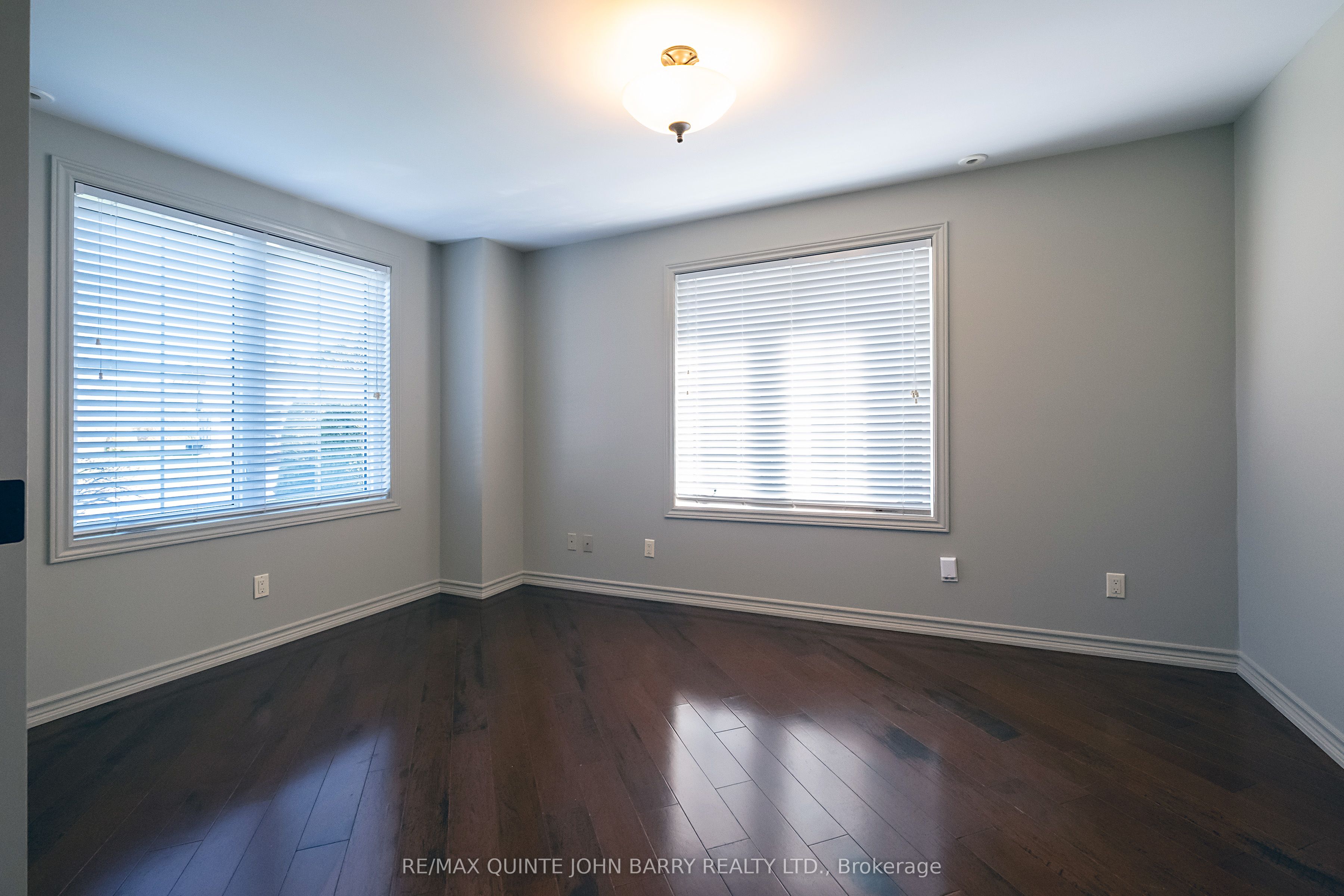 4 Hickory Court Property Photo 6