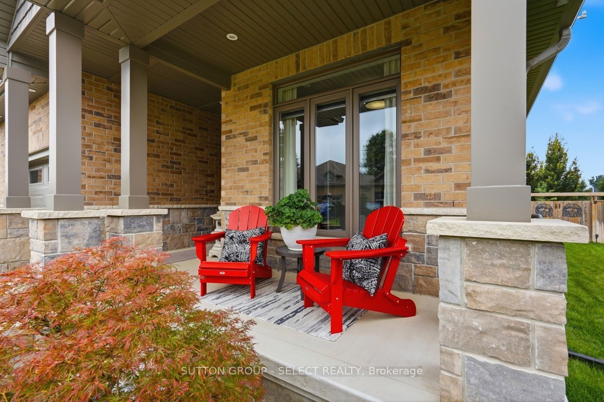 159 Collins Way 54 Property Photo 3