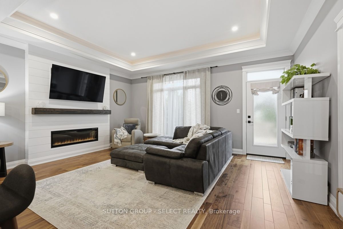 159 Collins Way 54 Property Photo 12