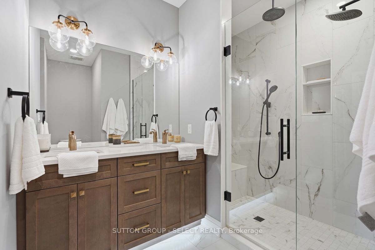 159 Collins Way 54 Property Photo 17