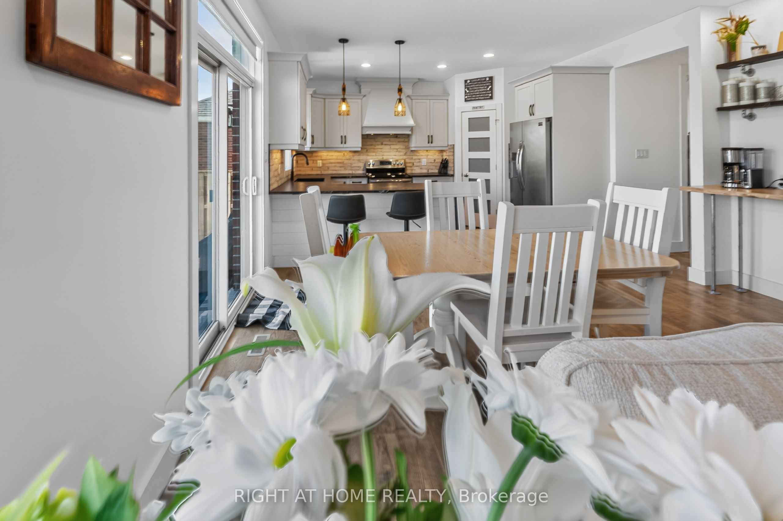 90 Shaw Valley Drive Property Photo 20