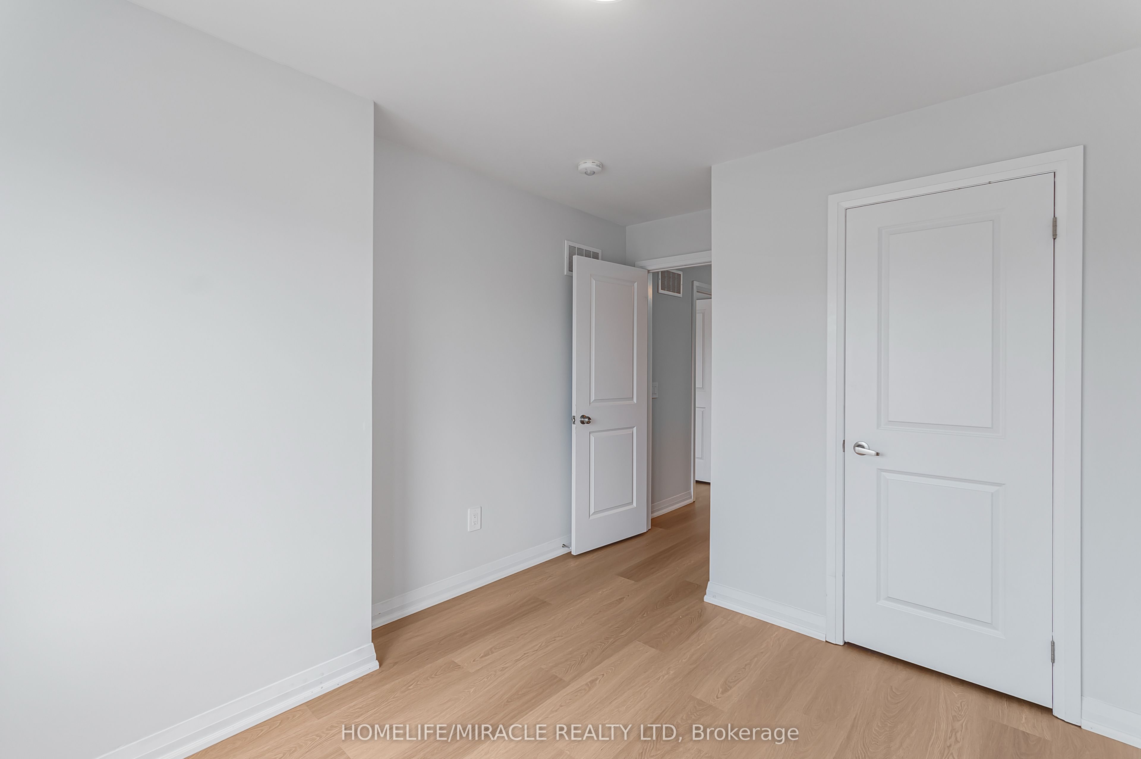 20 Corley Street Property Photo 38