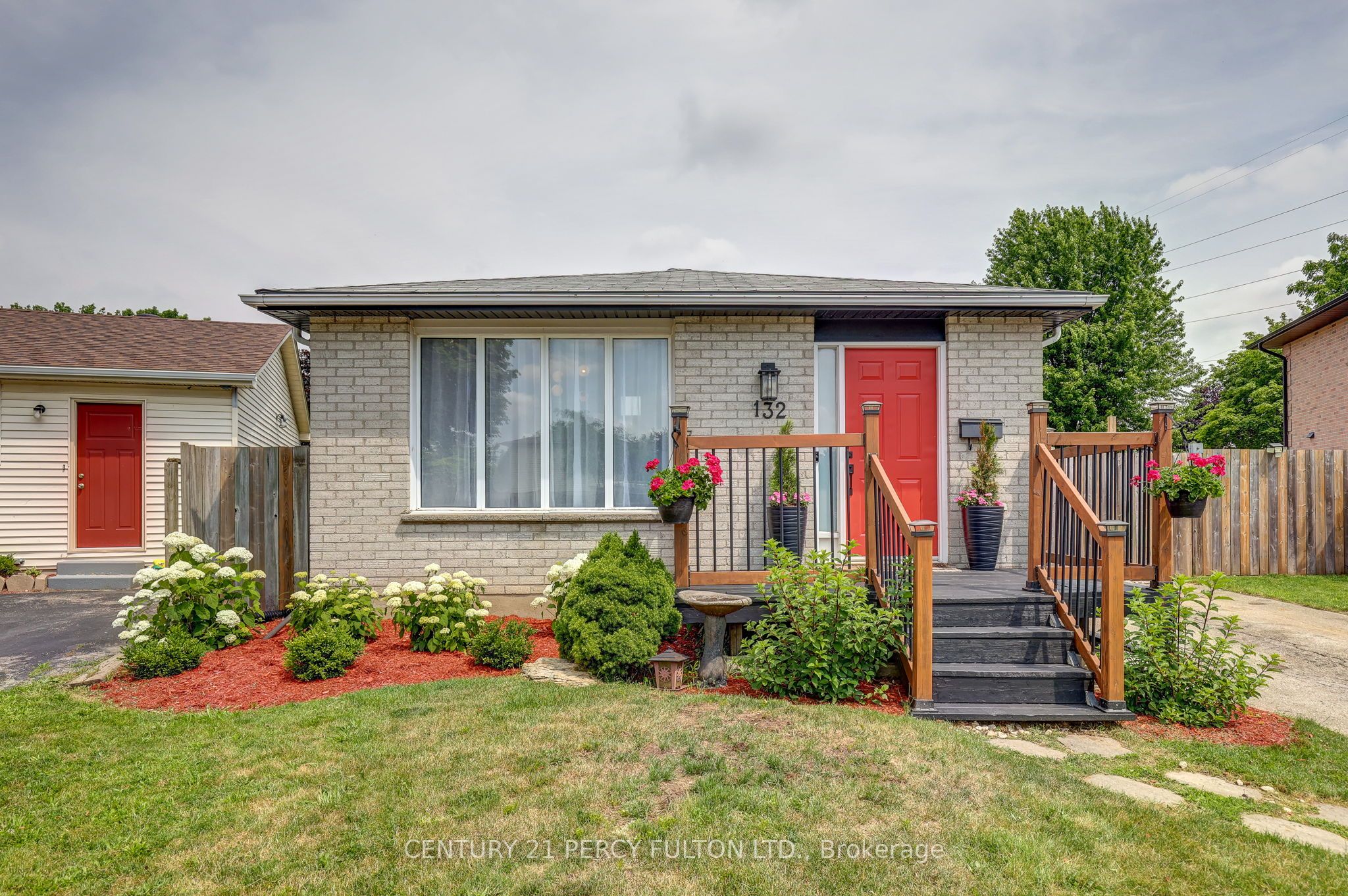 132 Sundridge Crescent Property Photo 1