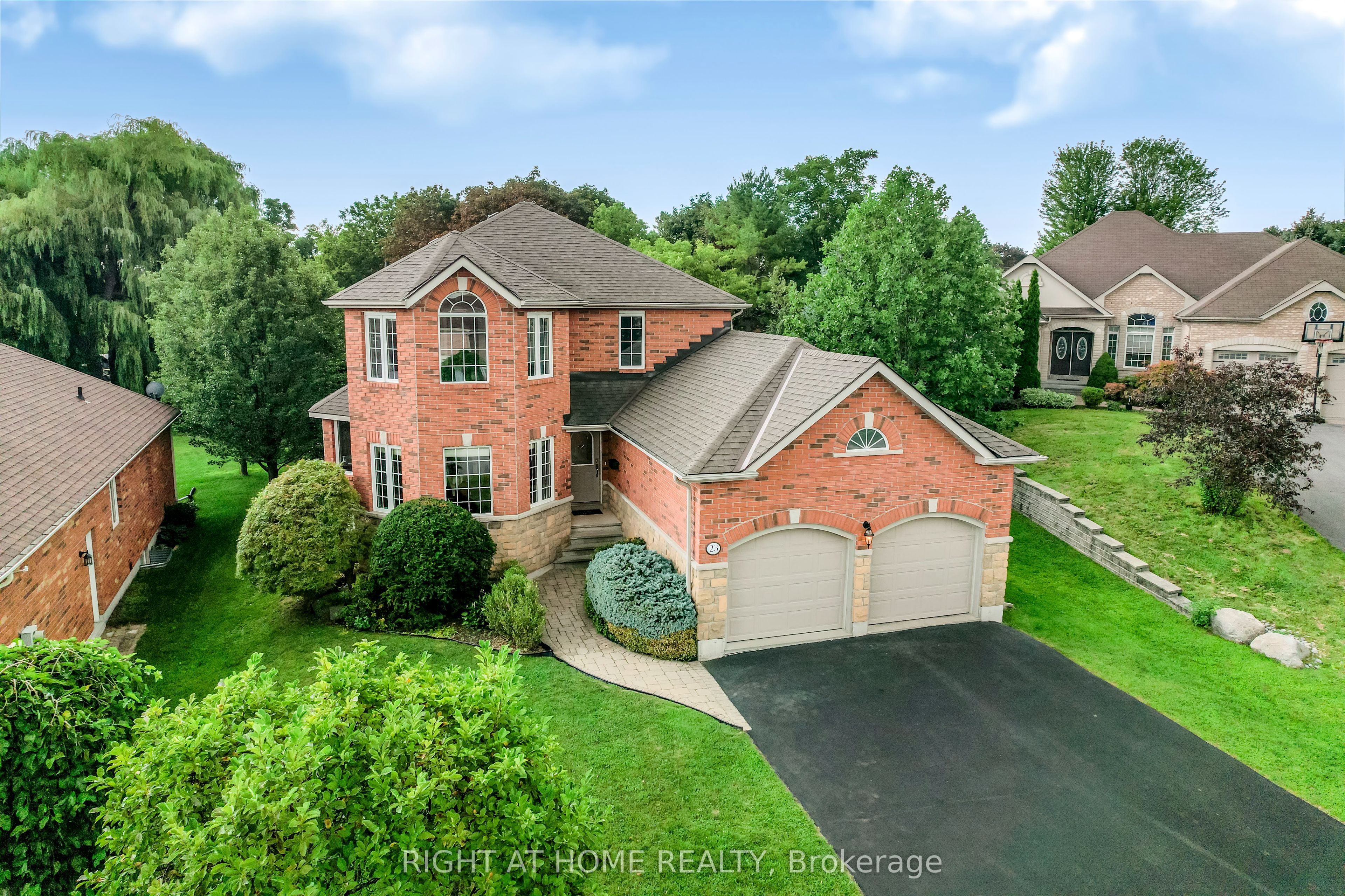 23 Magnolia Court Property Photo 1