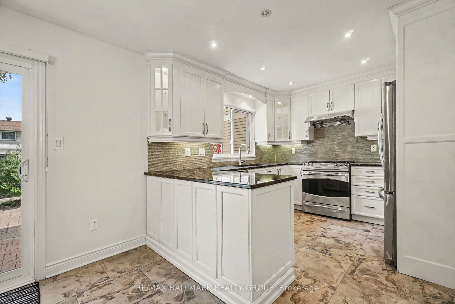 279 Pintail Terrace Property Photo 10