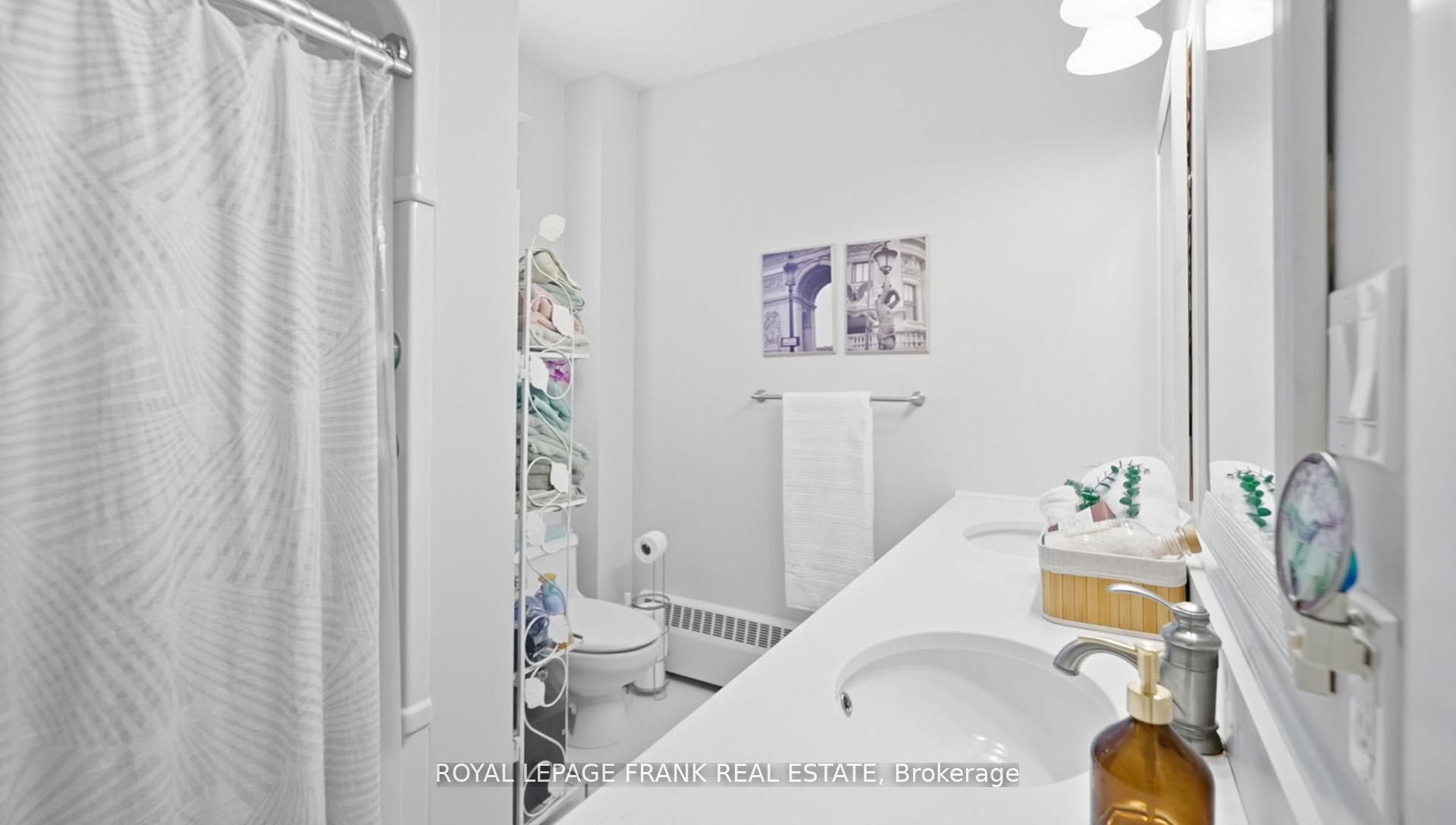 76 Bond Street W Property Photo 23