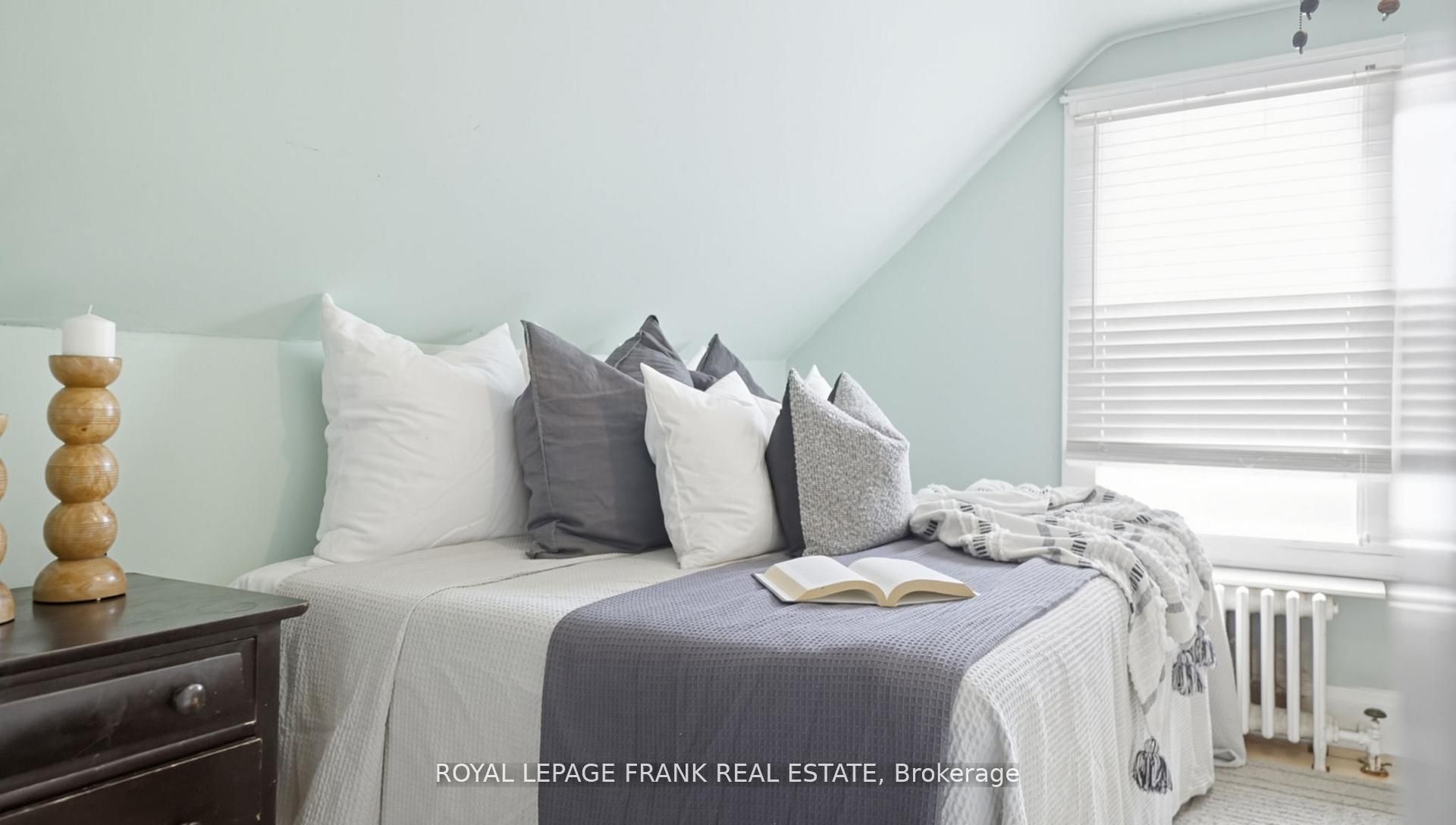 76 Bond Street W Property Photo 24