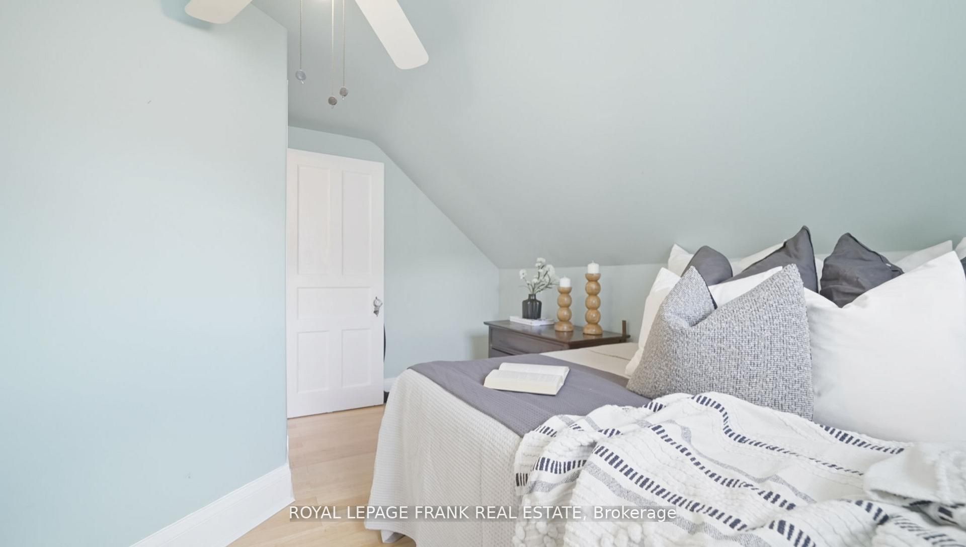 76 Bond Street W Property Photo 25