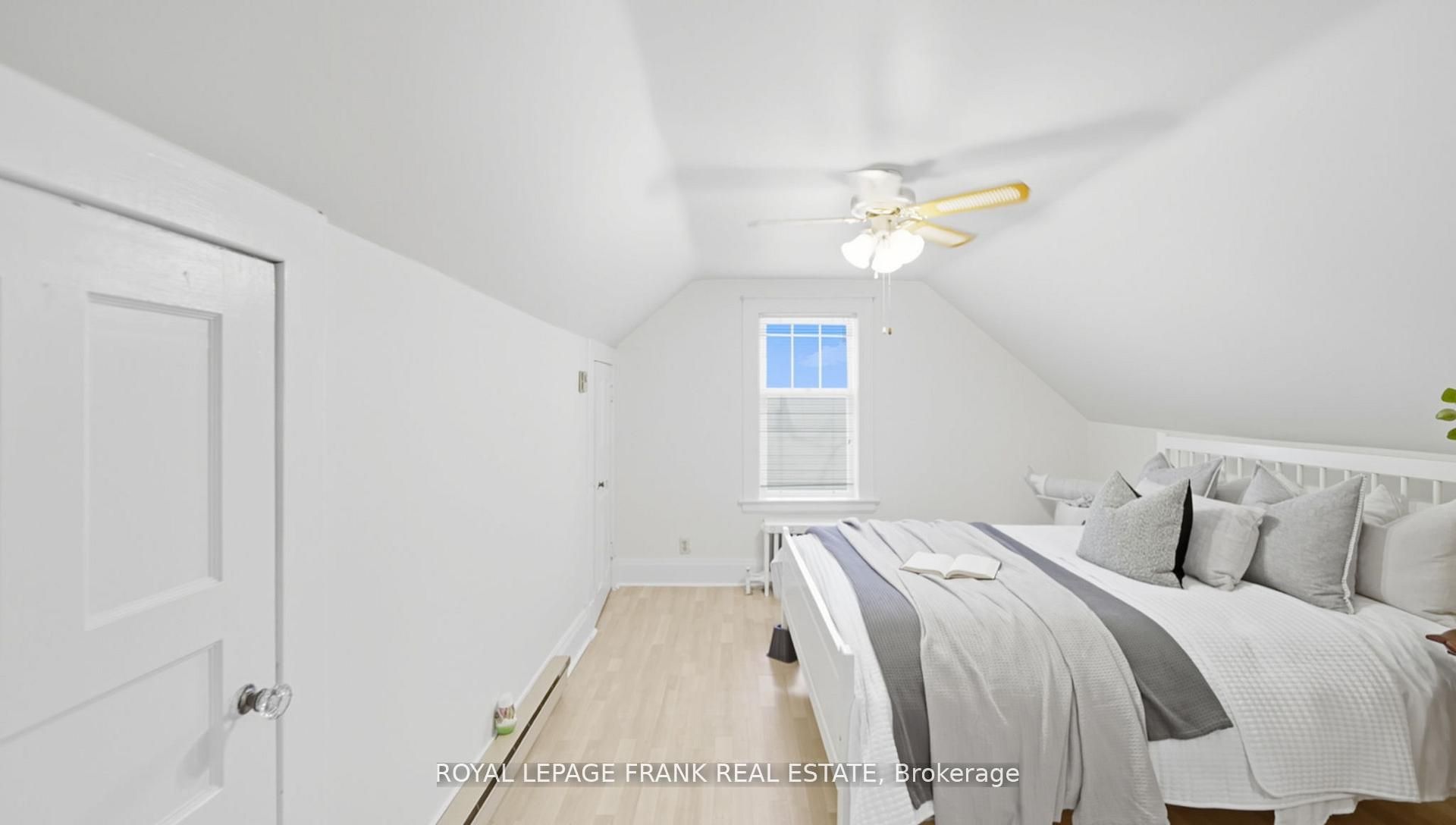 76 Bond Street W Property Photo 26