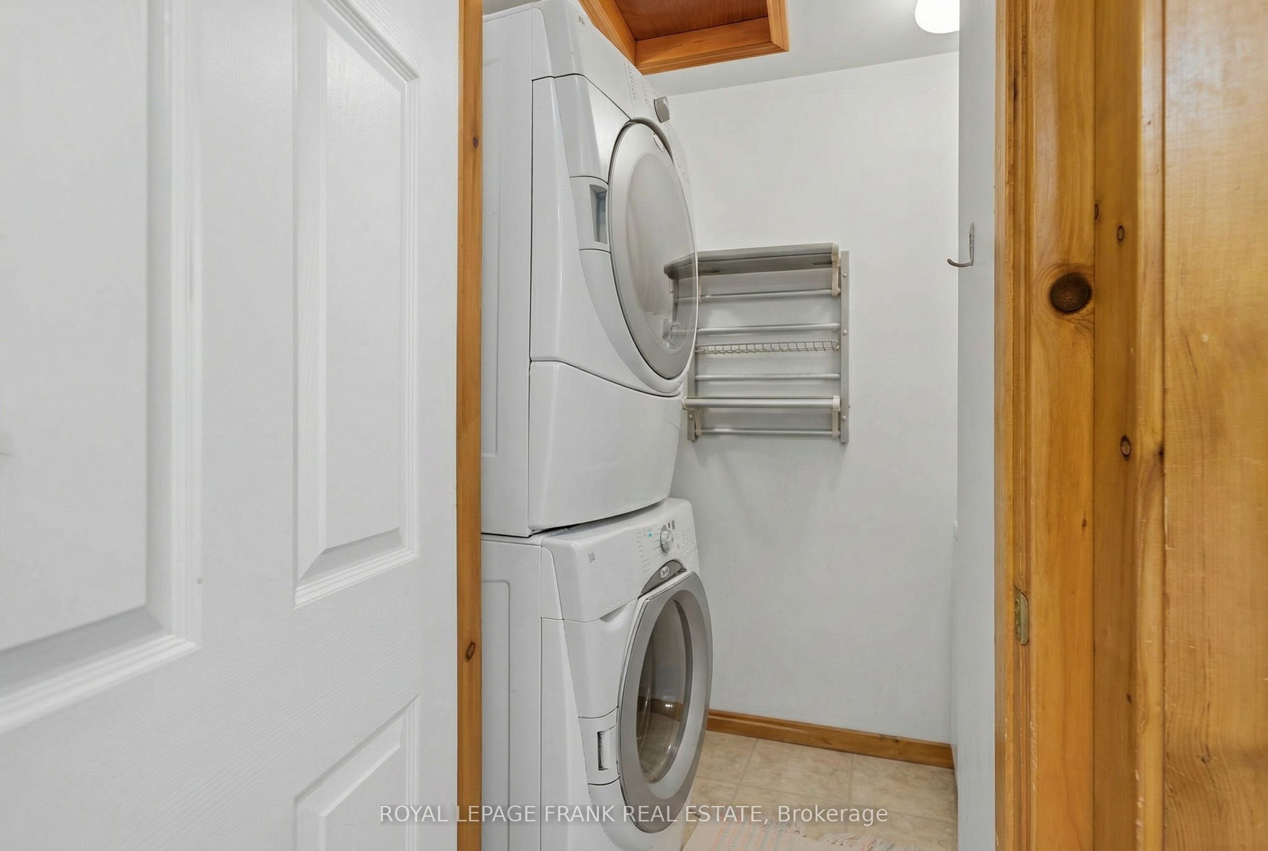 76 Bond Street W Property Photo 32