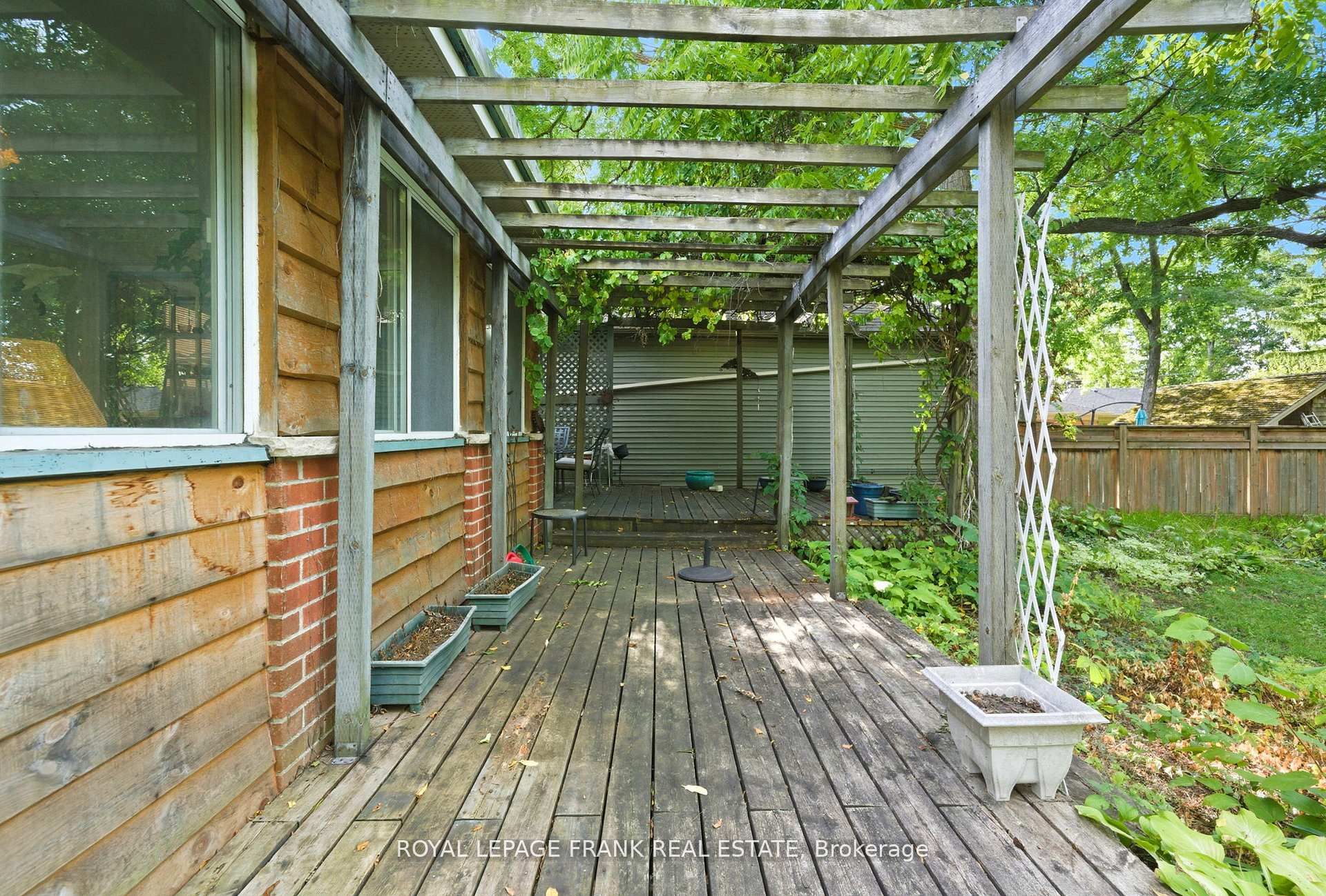 76 Bond Street W Property Photo 40
