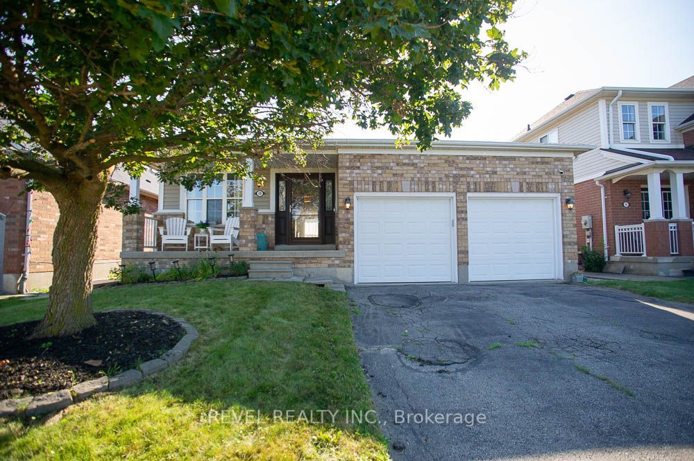 48 Lovell Crescent Property Photo 1