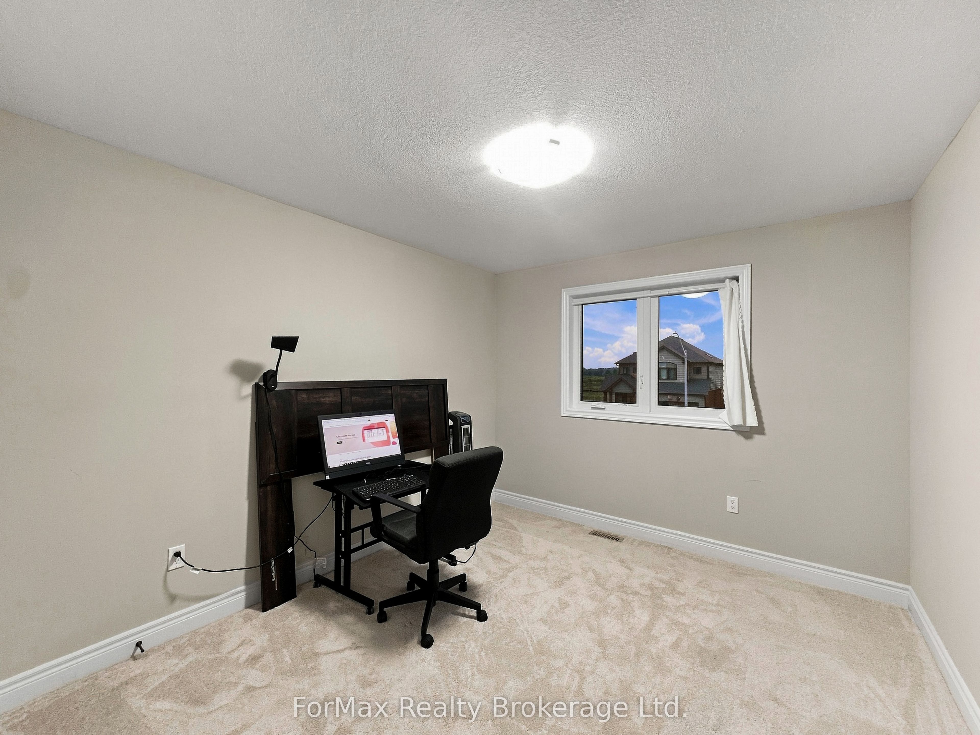 55 Loxleigh Lane Property Photo 26