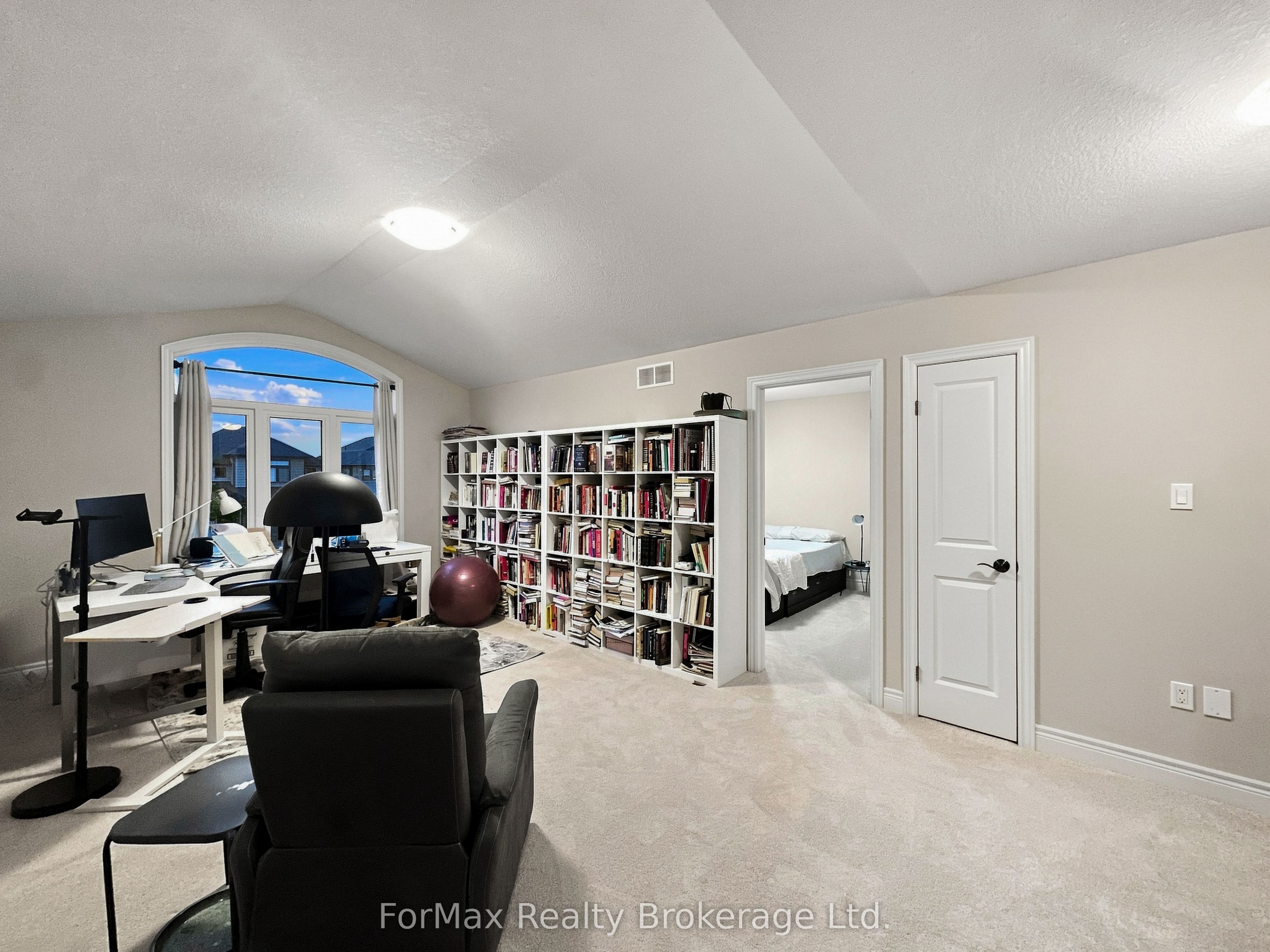 55 Loxleigh Lane Property Photo 31