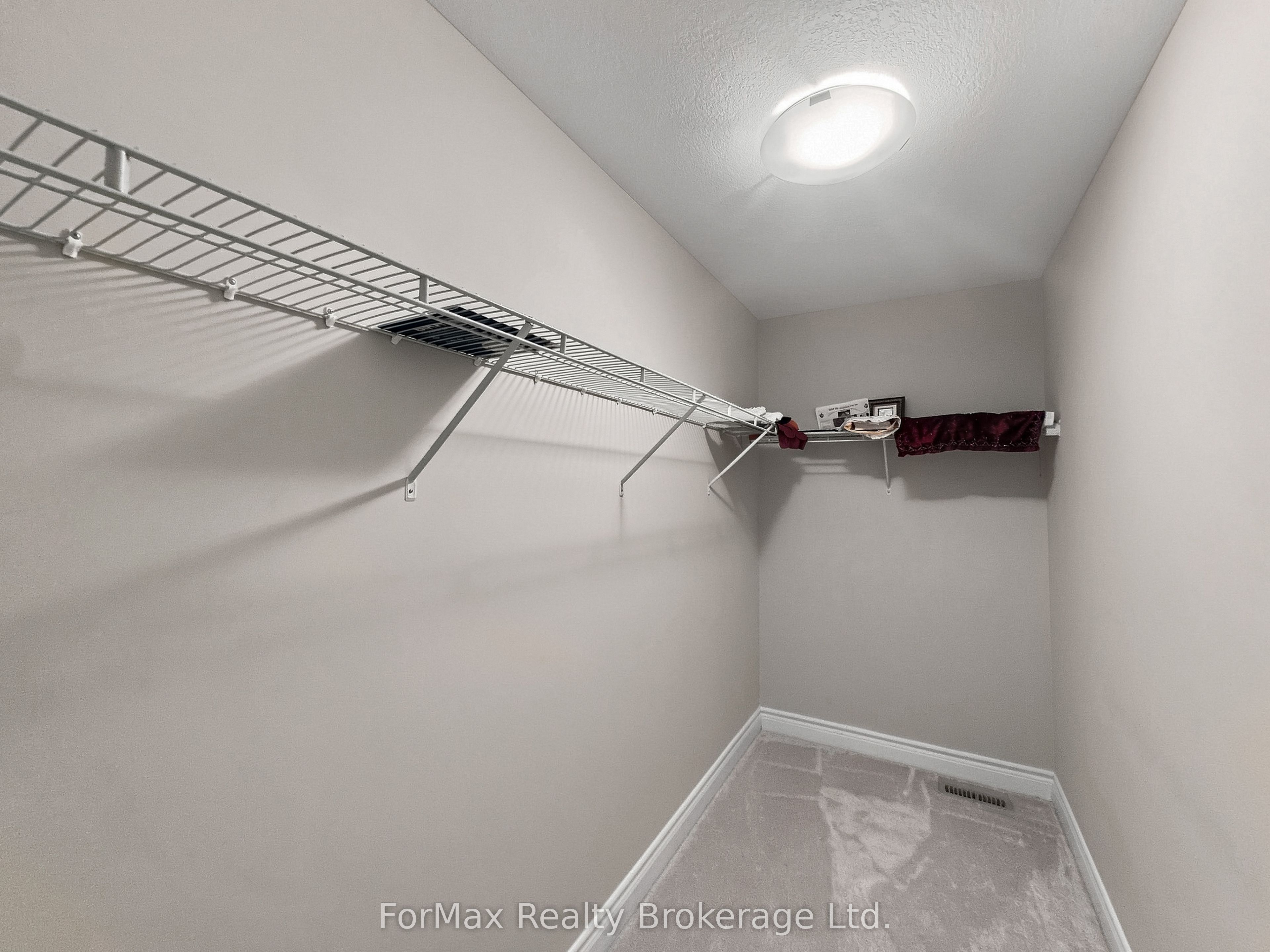 55 Loxleigh Lane Property Photo 37