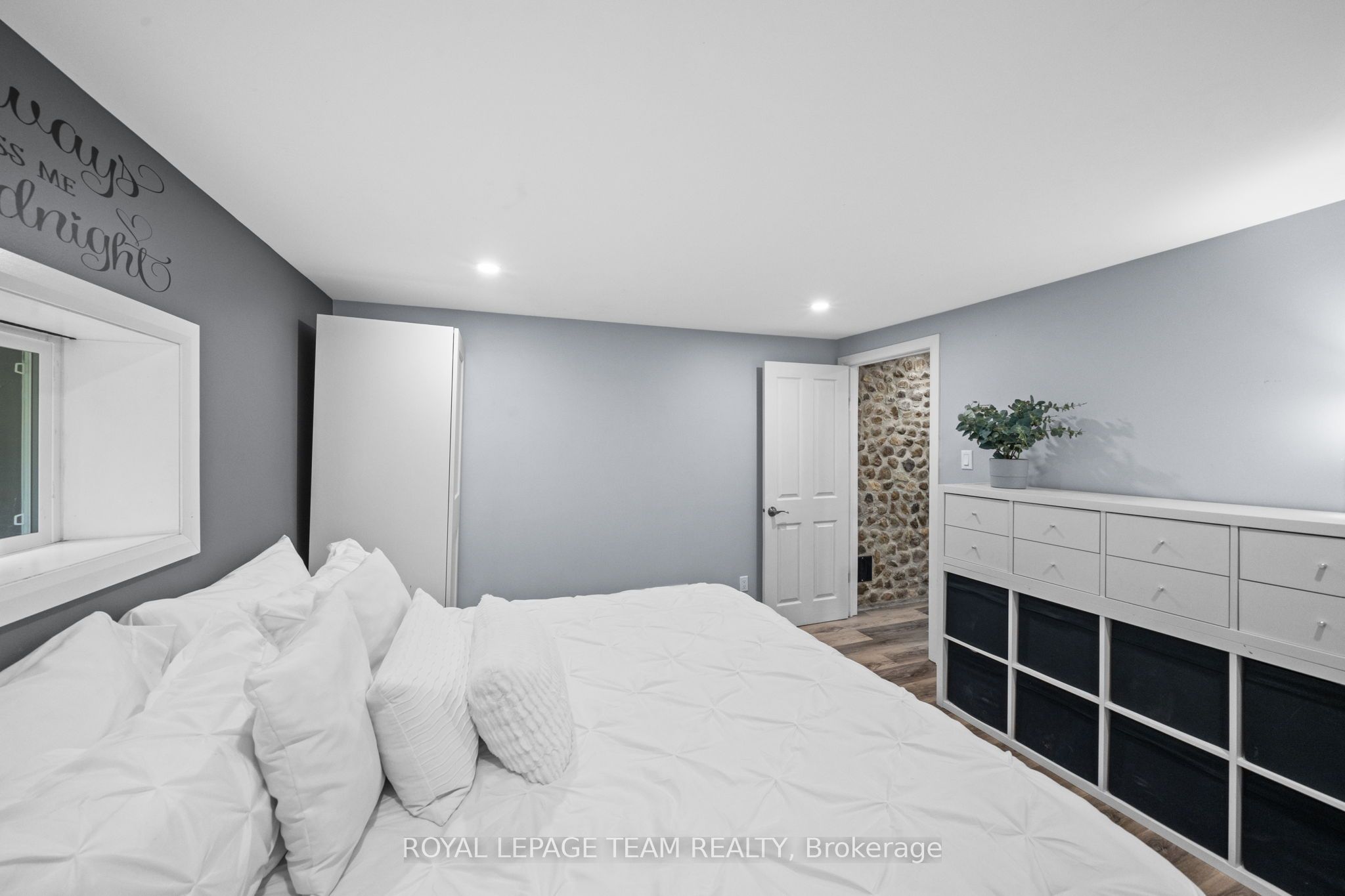 16509 Cedarvale Road Property Photo 18