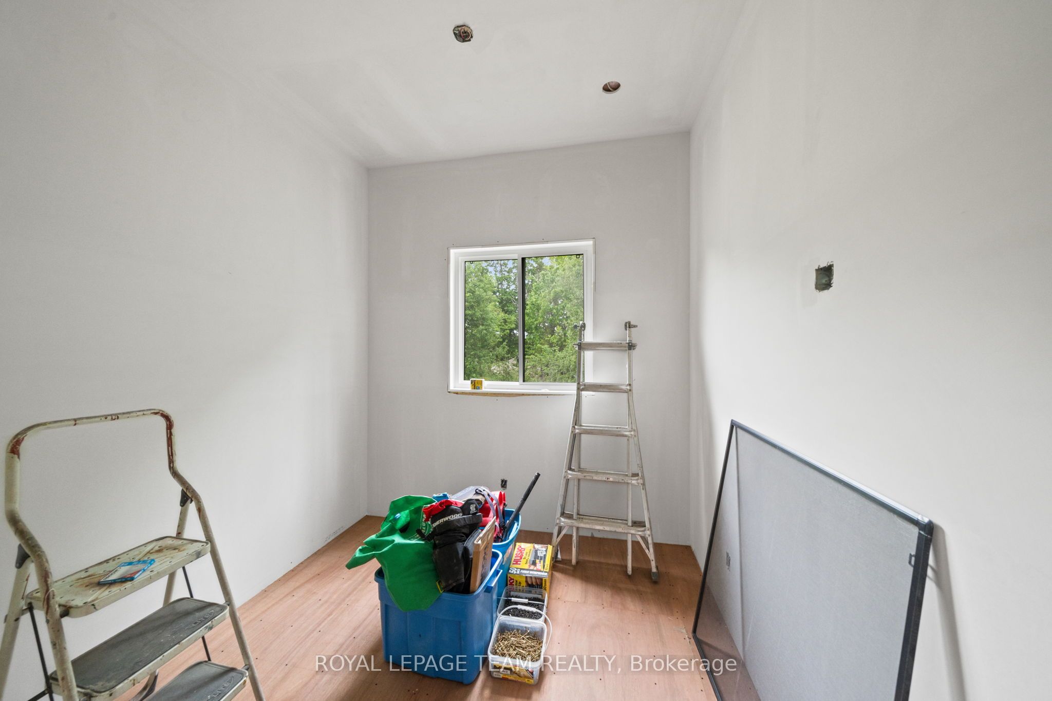 16509 Cedarvale Road Property Photo 34