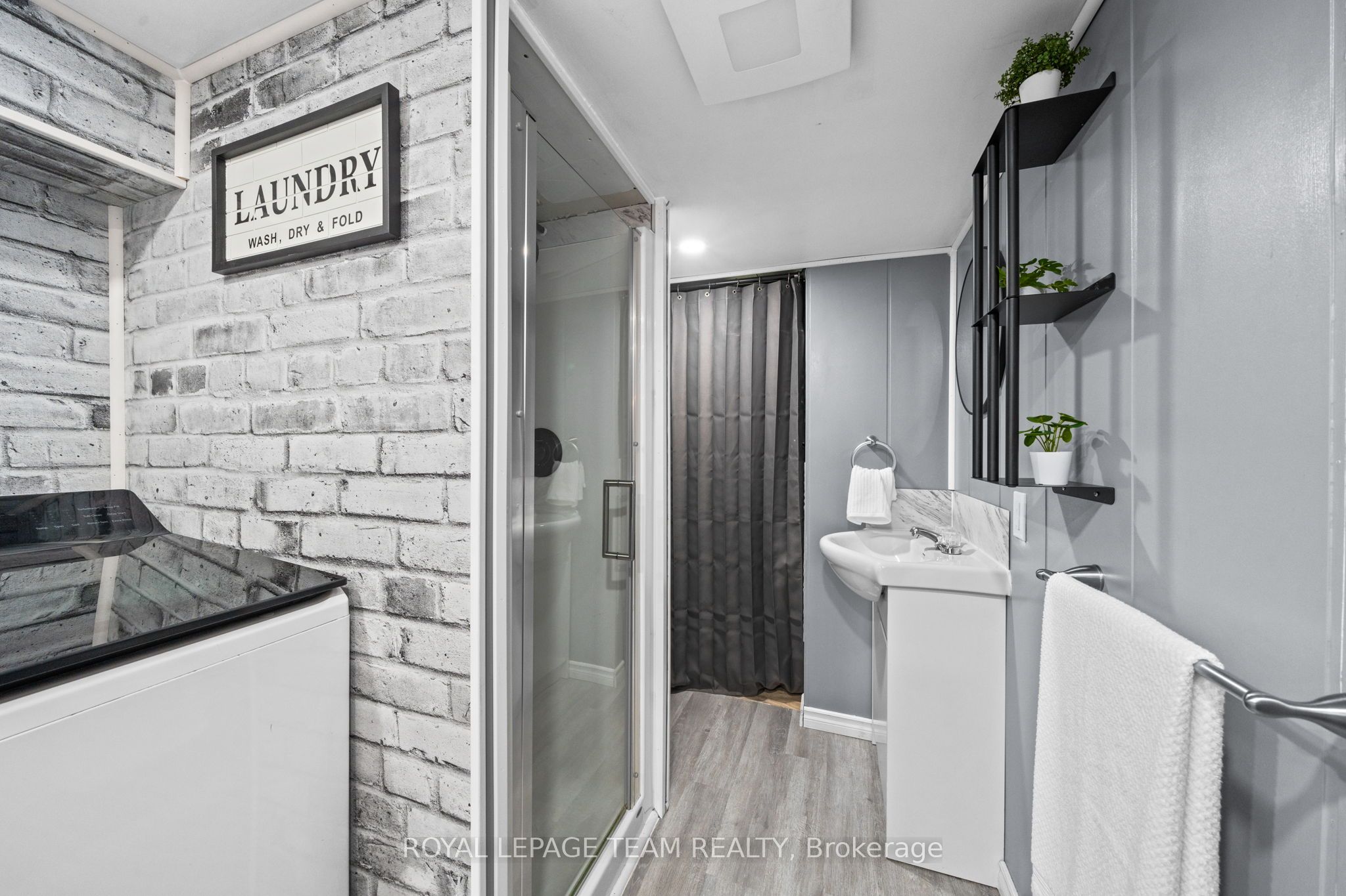 16509 Cedarvale Road Property Photo 40