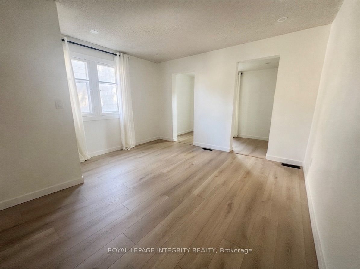 920 Gladstone Avenue 1 Property Photo 17