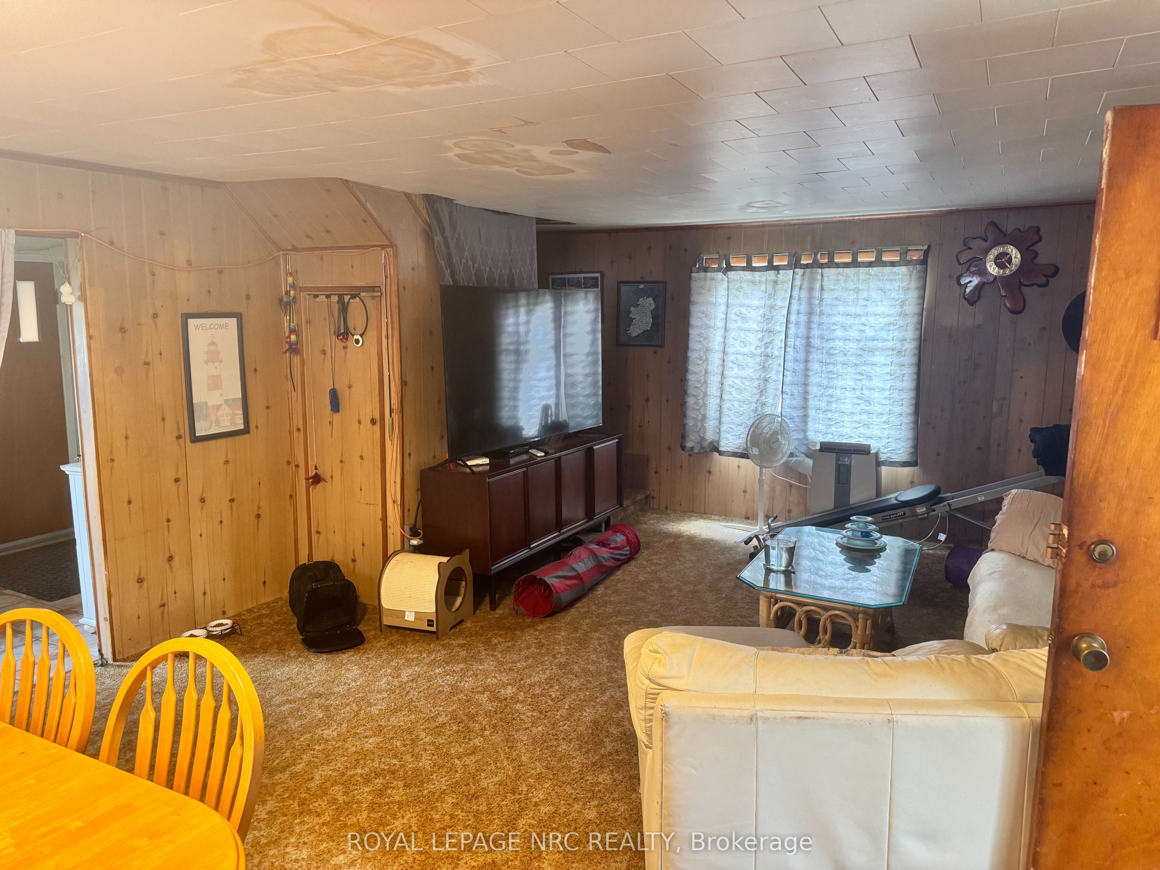3752 Crystal Beach Drive Property Photo 3