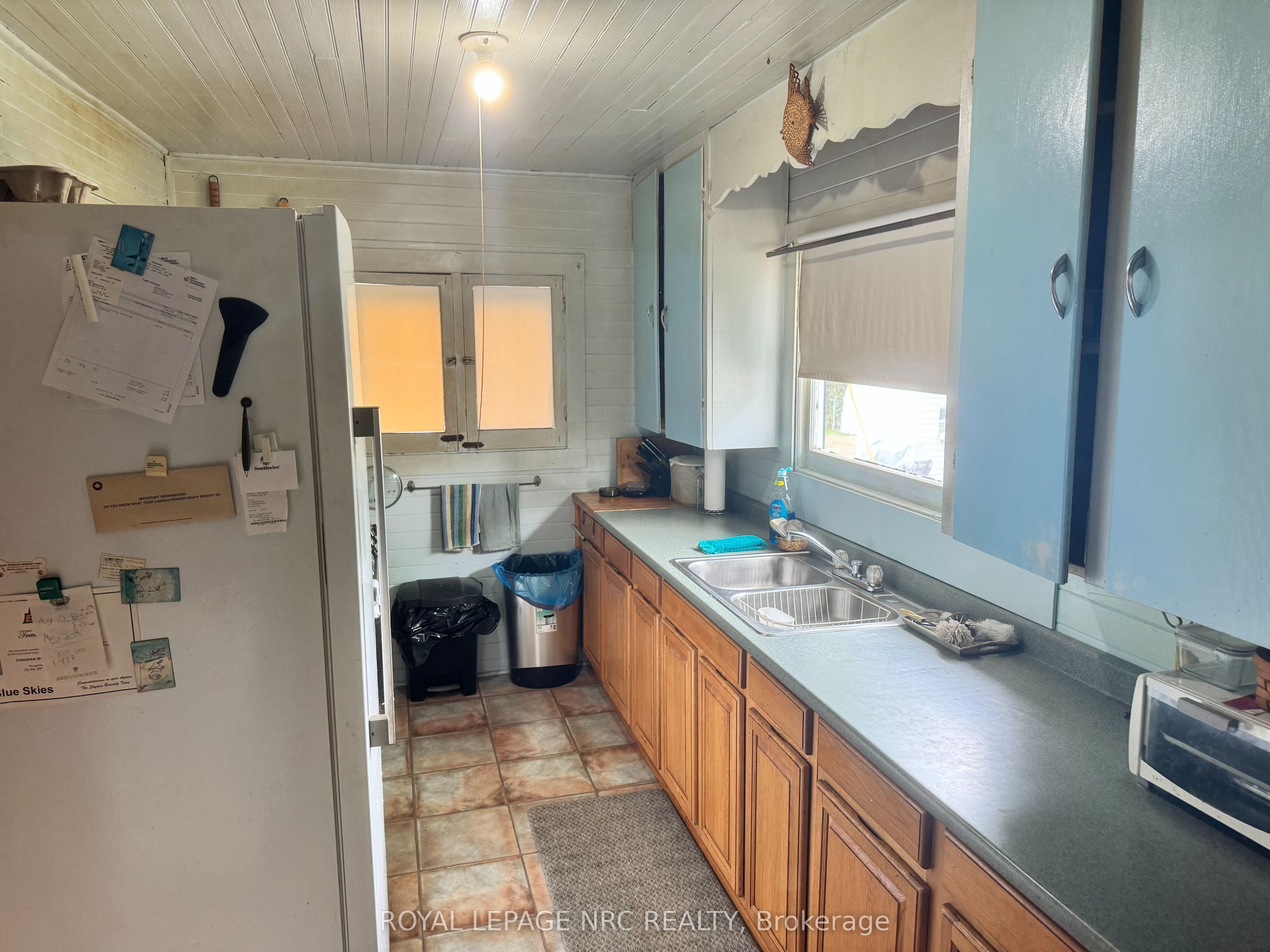 3752 Crystal Beach Drive Property Photo 6