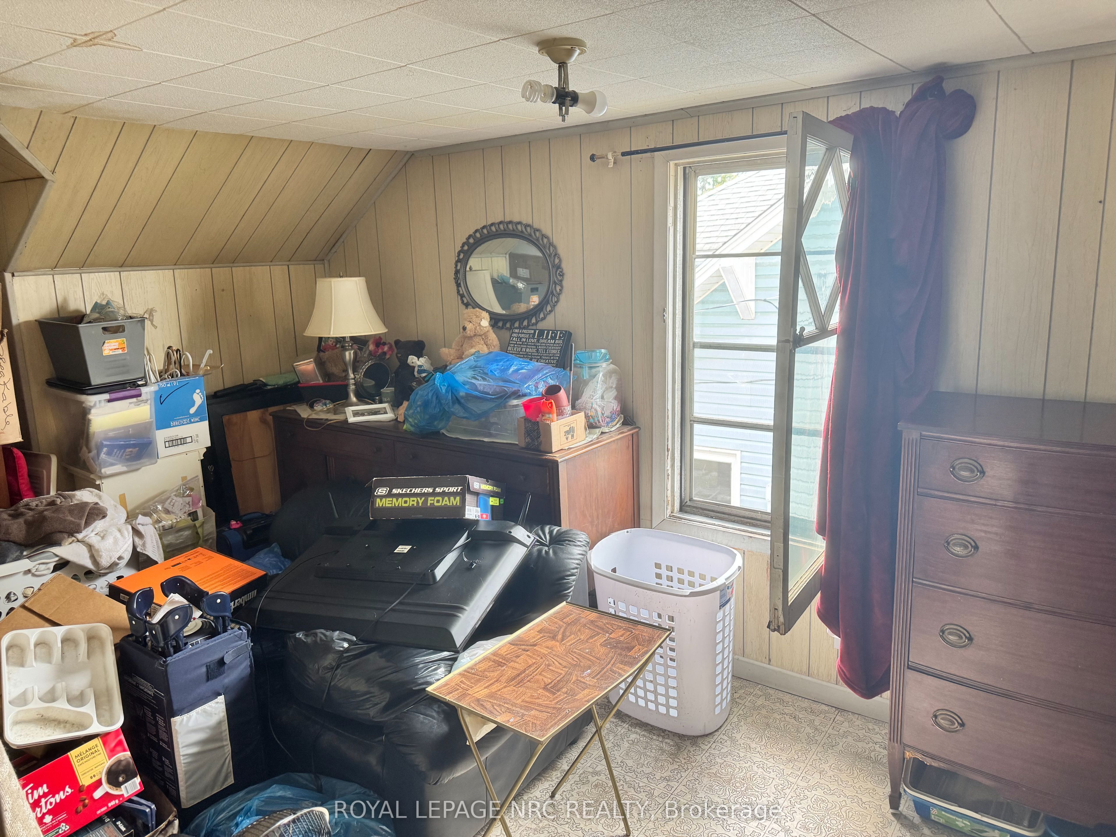3752 Crystal Beach Drive Property Photo 9