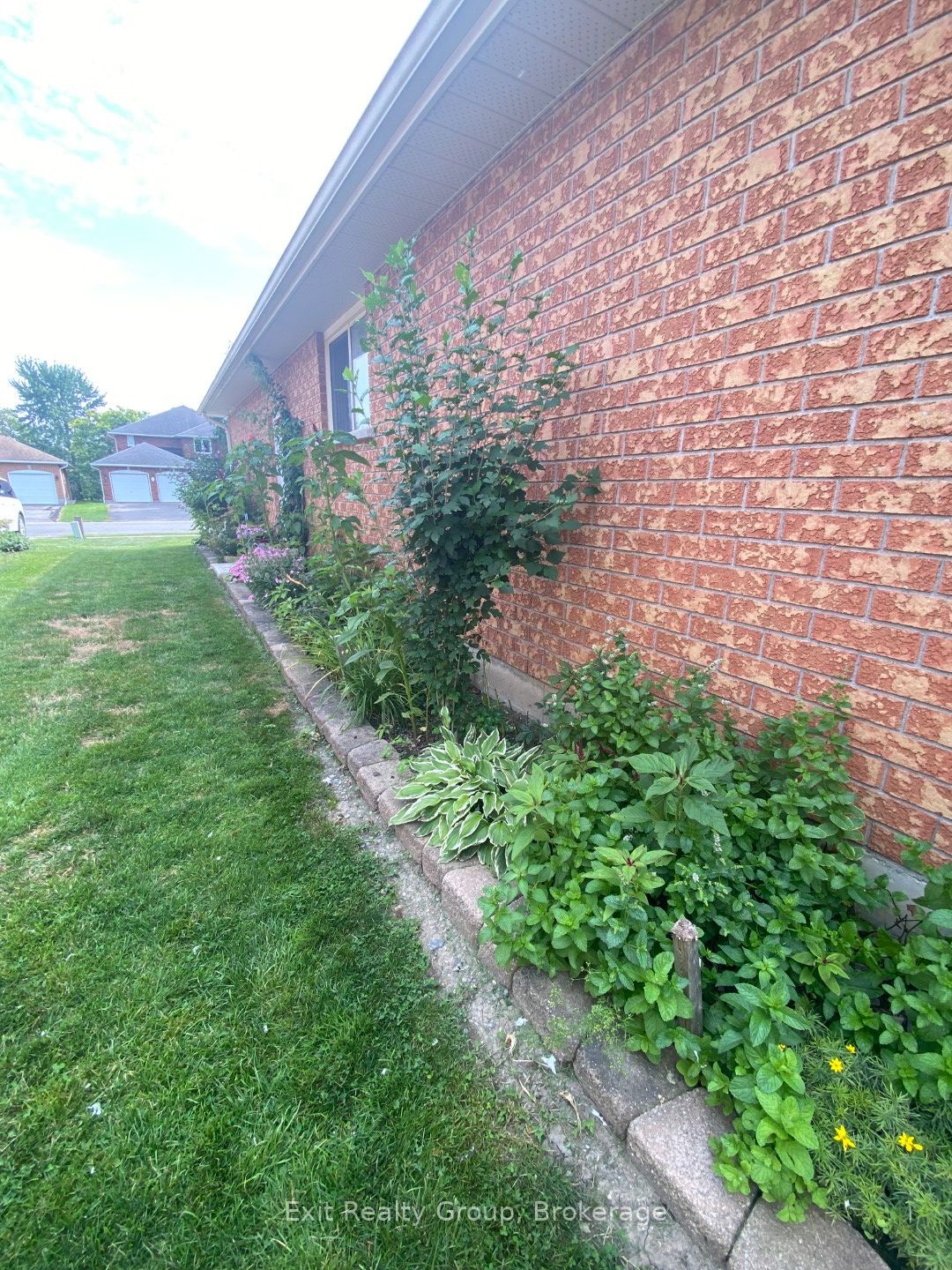 60 Oak Ridge Boulevard Property Photo 7