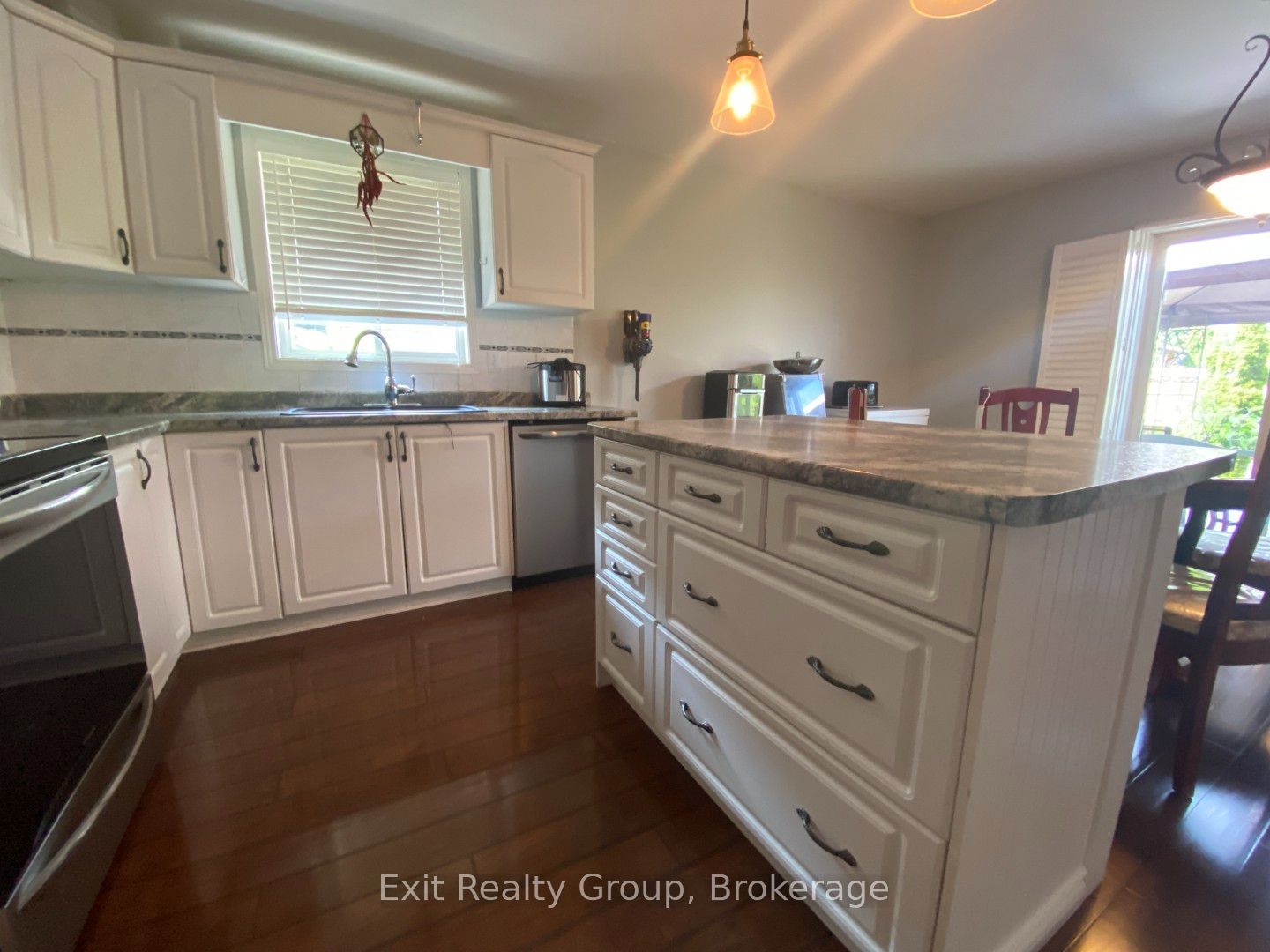60 Oak Ridge Boulevard Property Photo 21