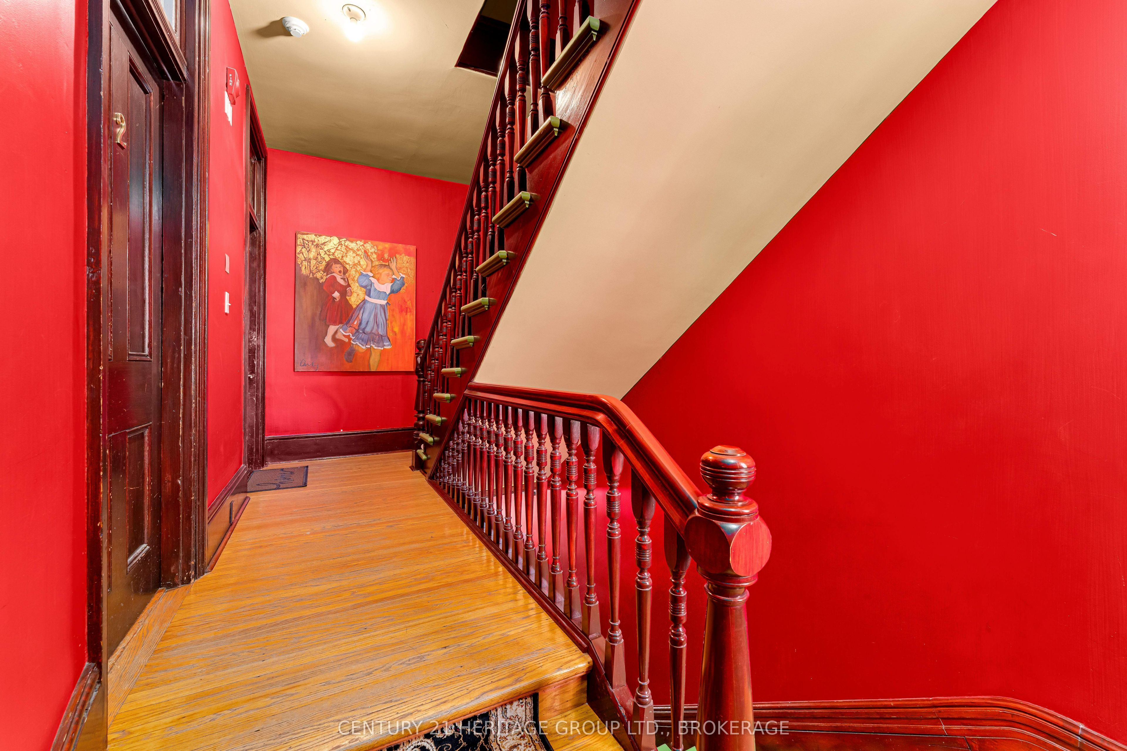 25 Colborne Street Property Photo 4