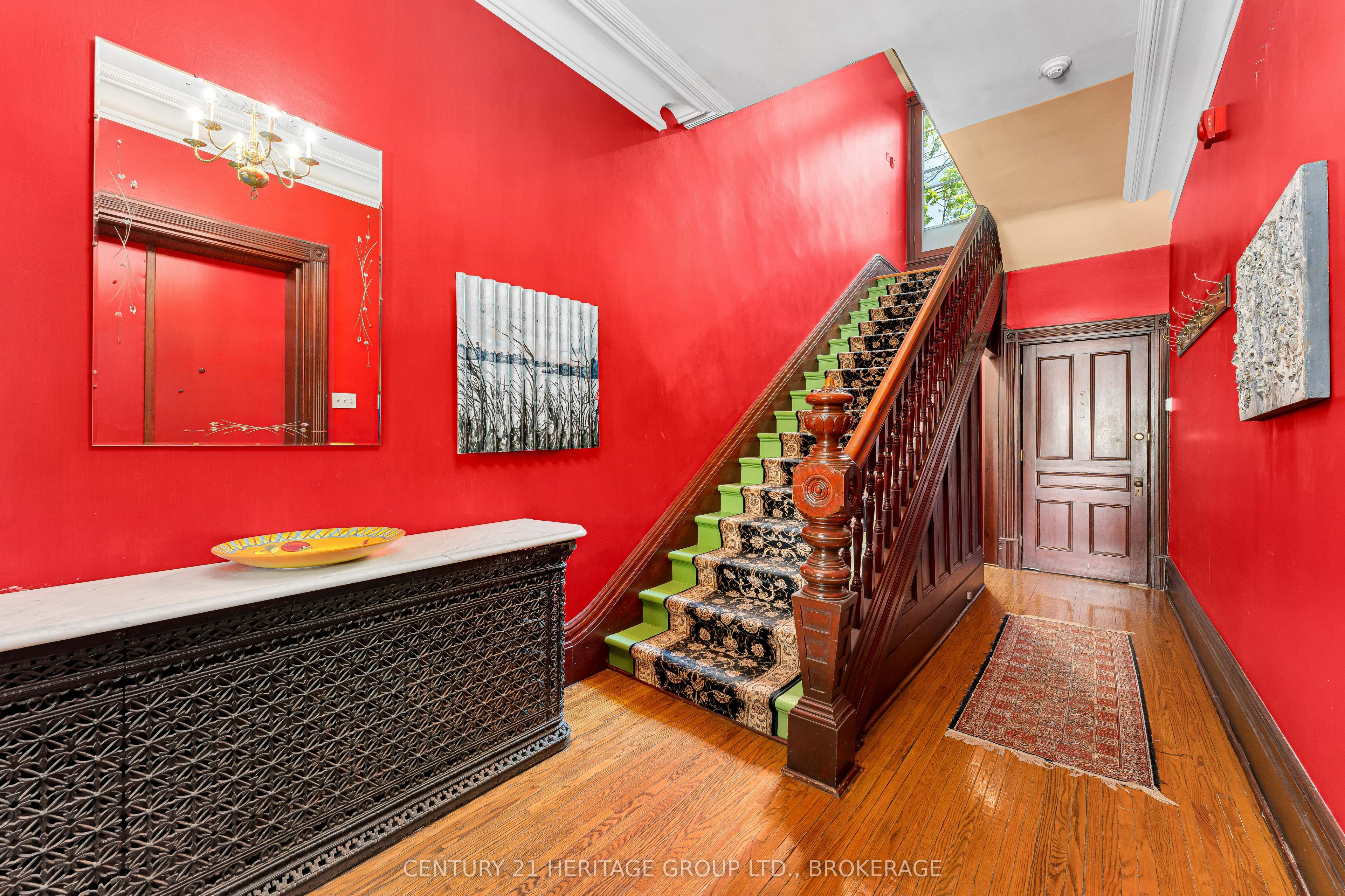 25 Colborne Street Property Photo 6