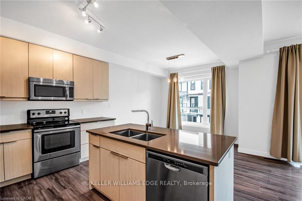 961 Battery Park Property Photo 5