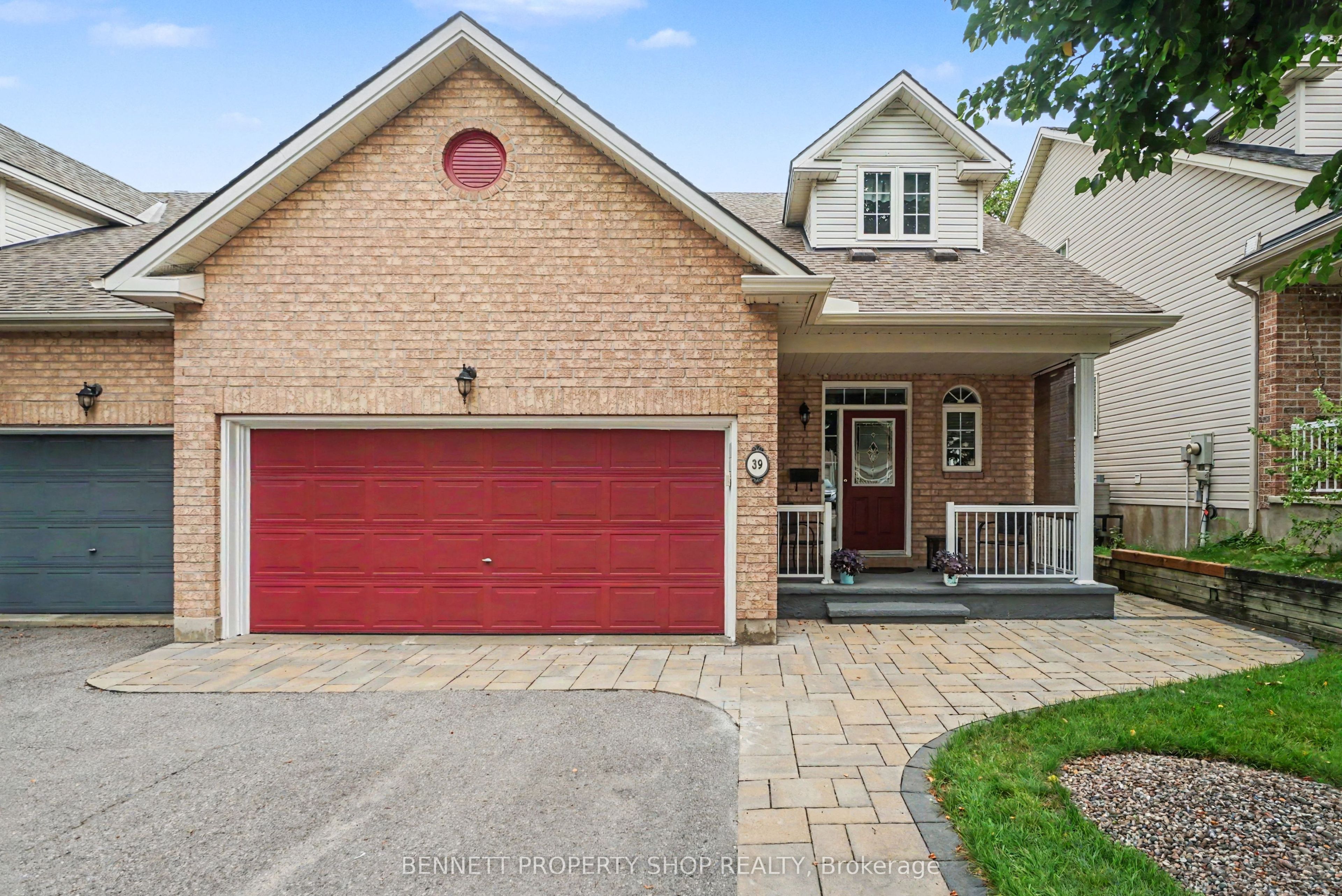 39 Foulis Crescent Property Photo 1