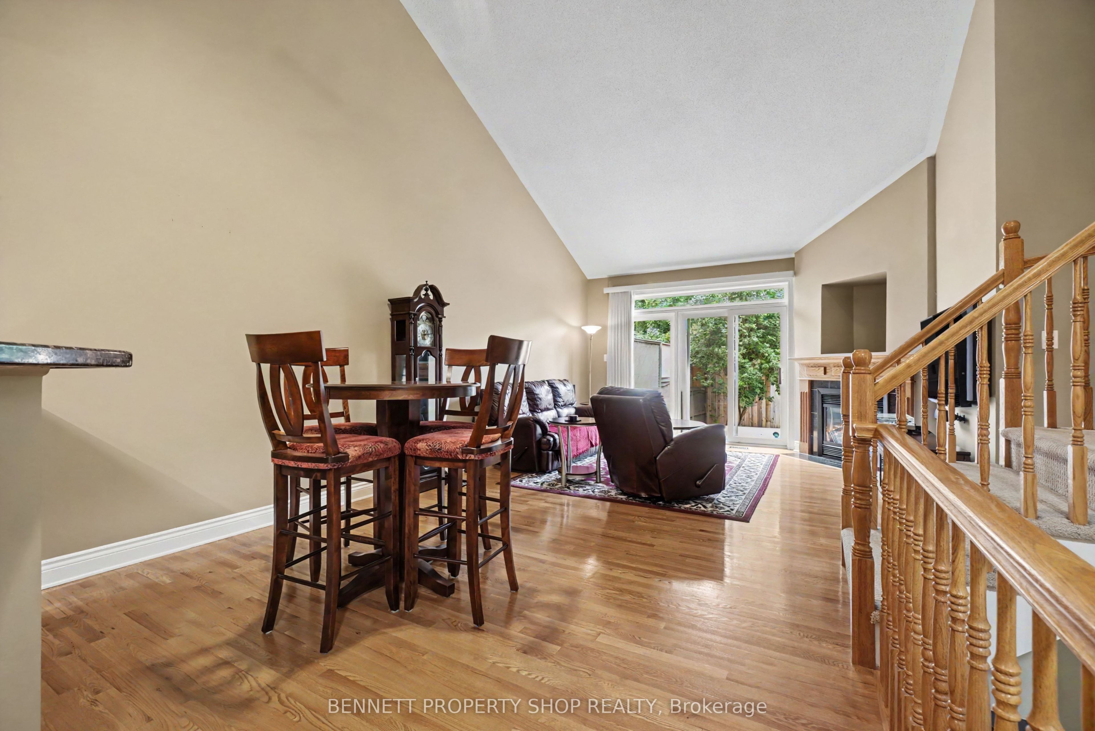 39 Foulis Crescent Property Photo 3