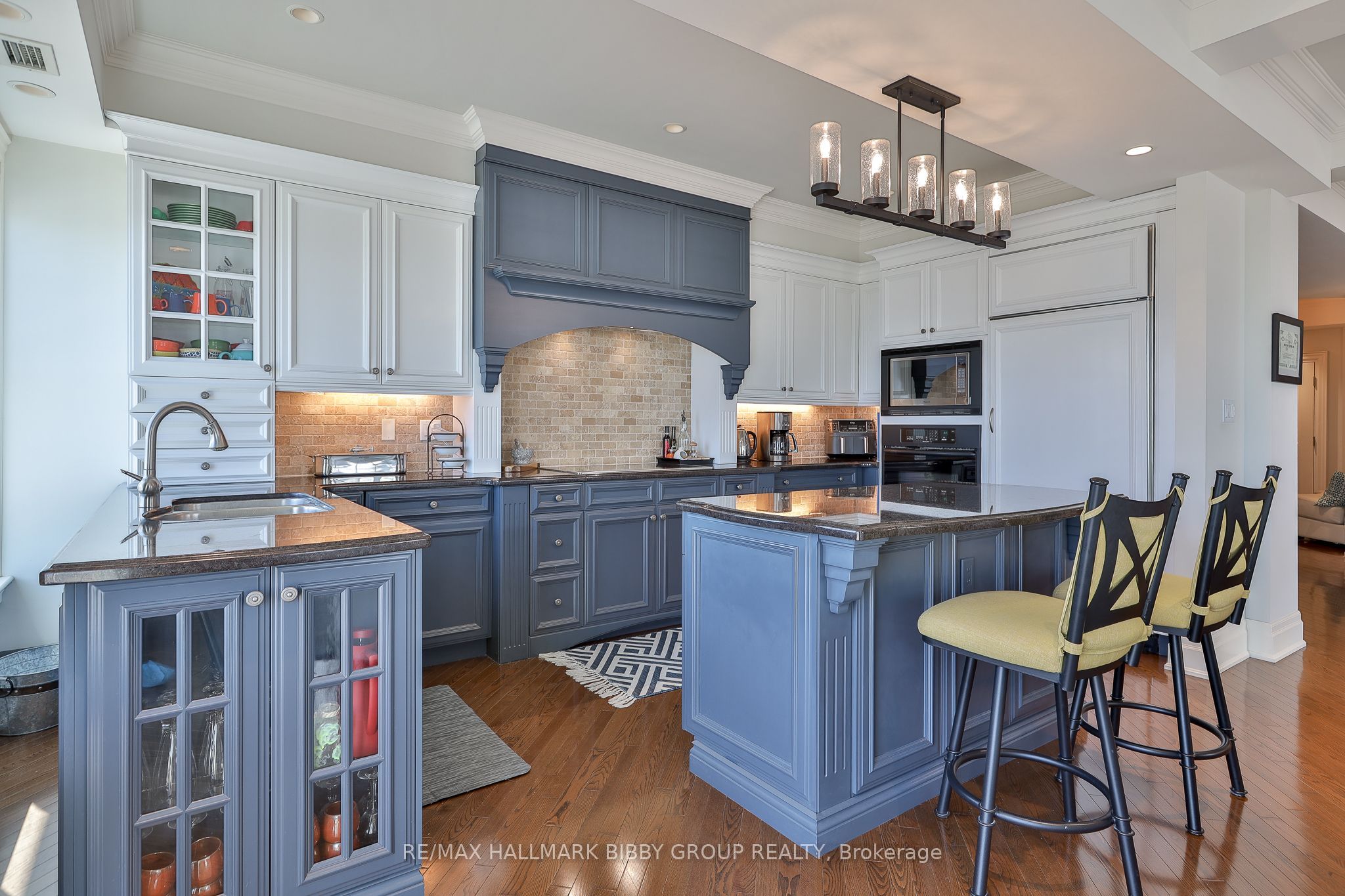 145 Third Street 411 Property Photo 15