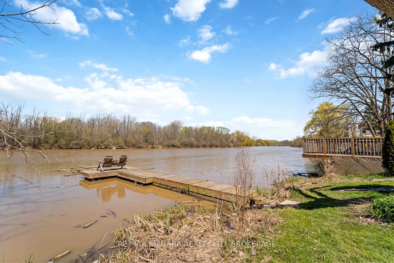 70 Riverside Drive Property Photo 14