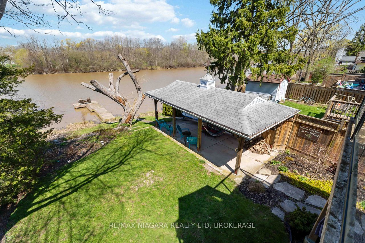 70 Riverside Drive Property Photo 16