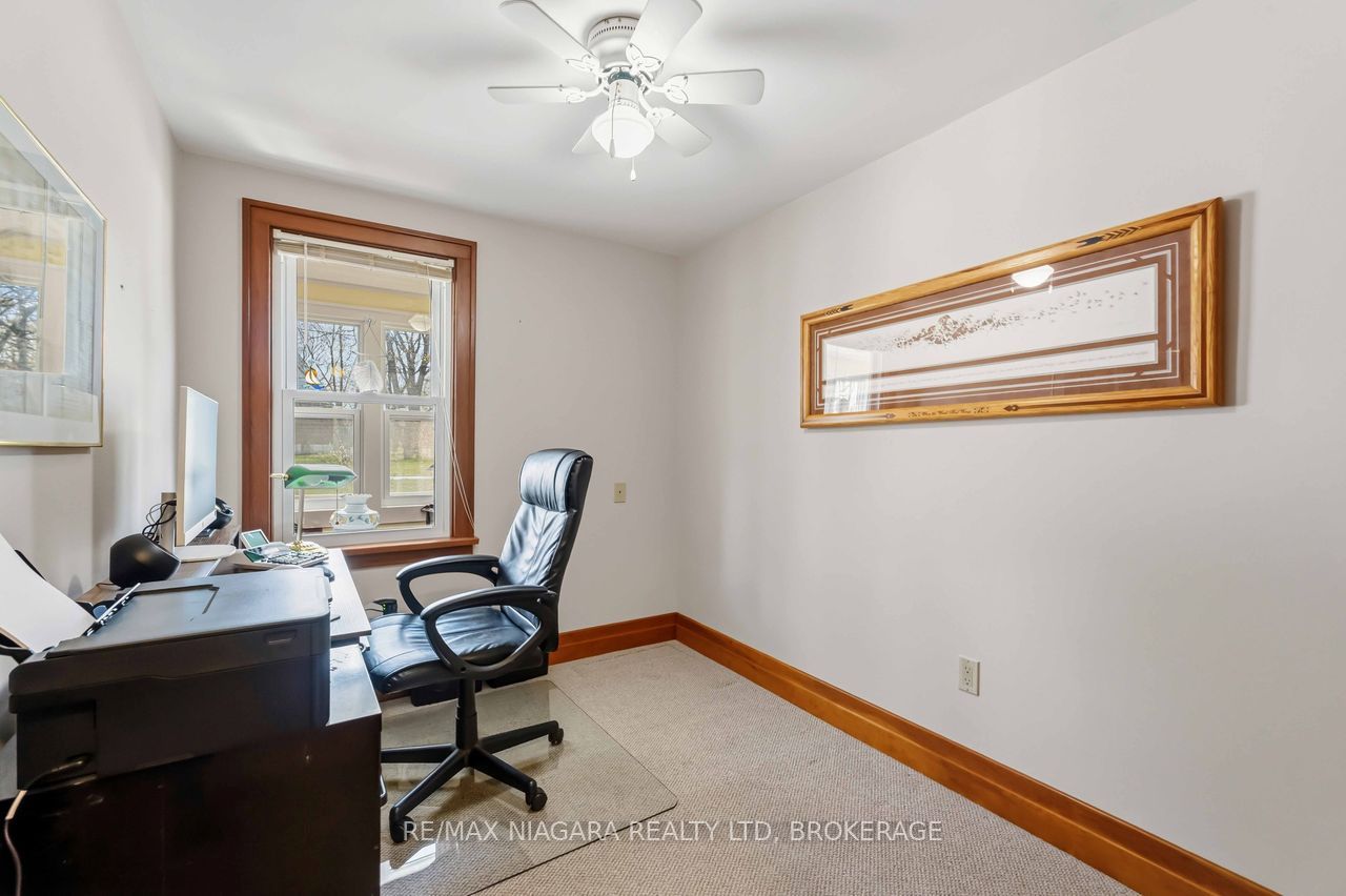 70 Riverside Drive Property Photo 35