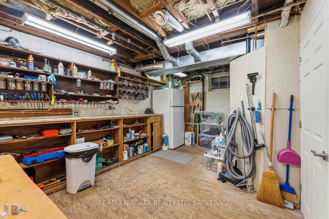 70 Riverside Drive Property Photo 40