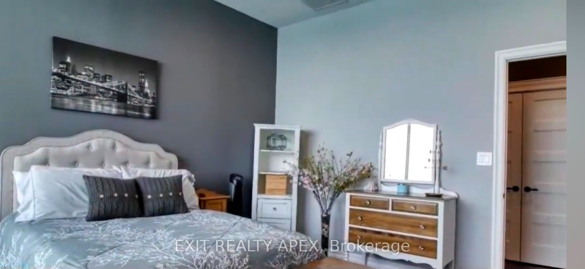 1225 Riverside Drive 1602 Property Photo 6