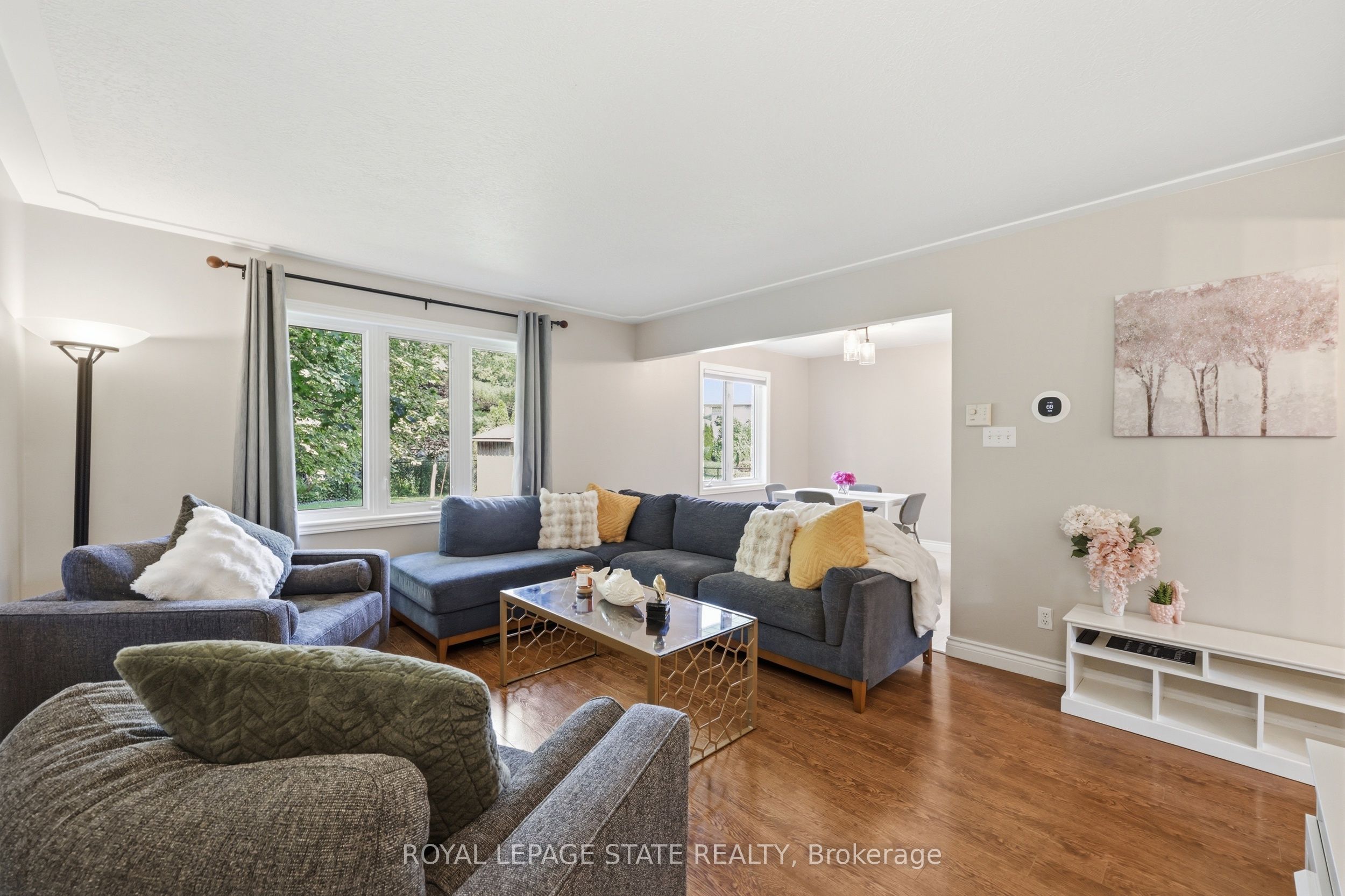 33 King Street Property Photo 16