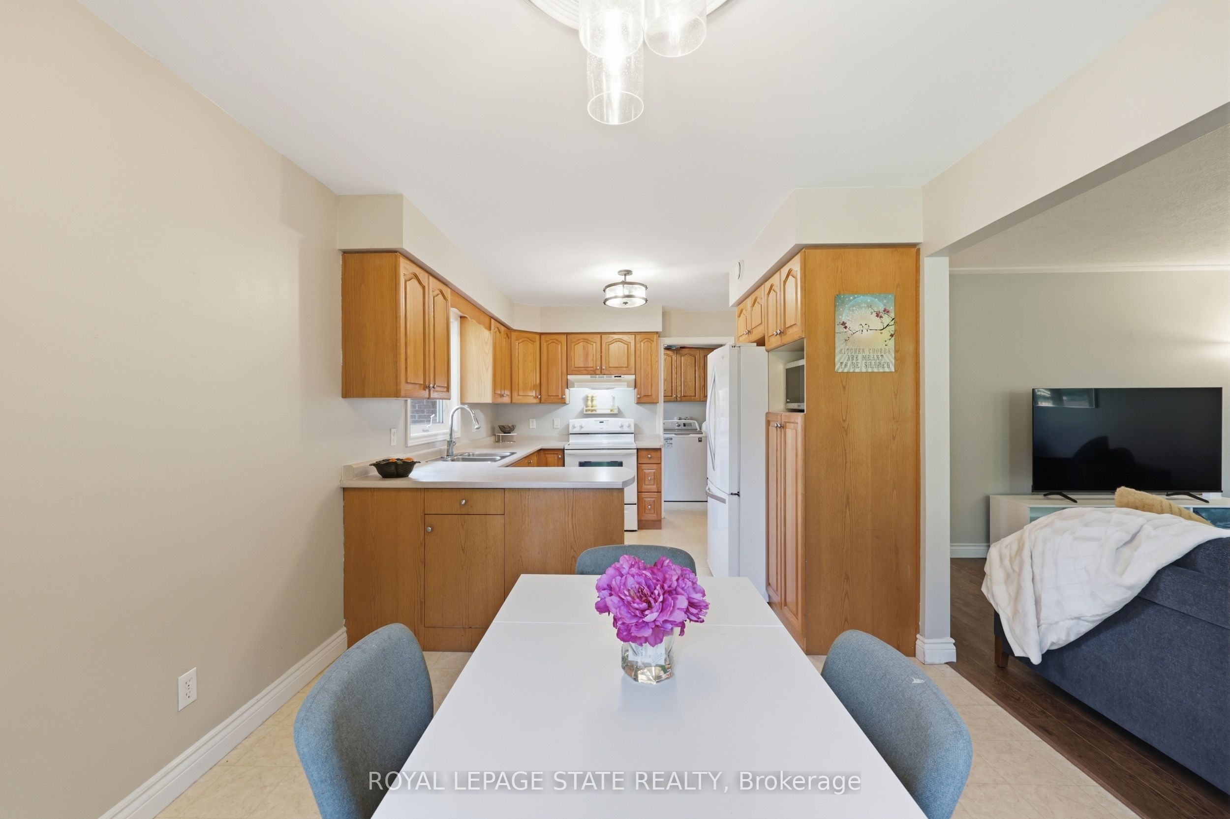 33 King Street Property Photo 20