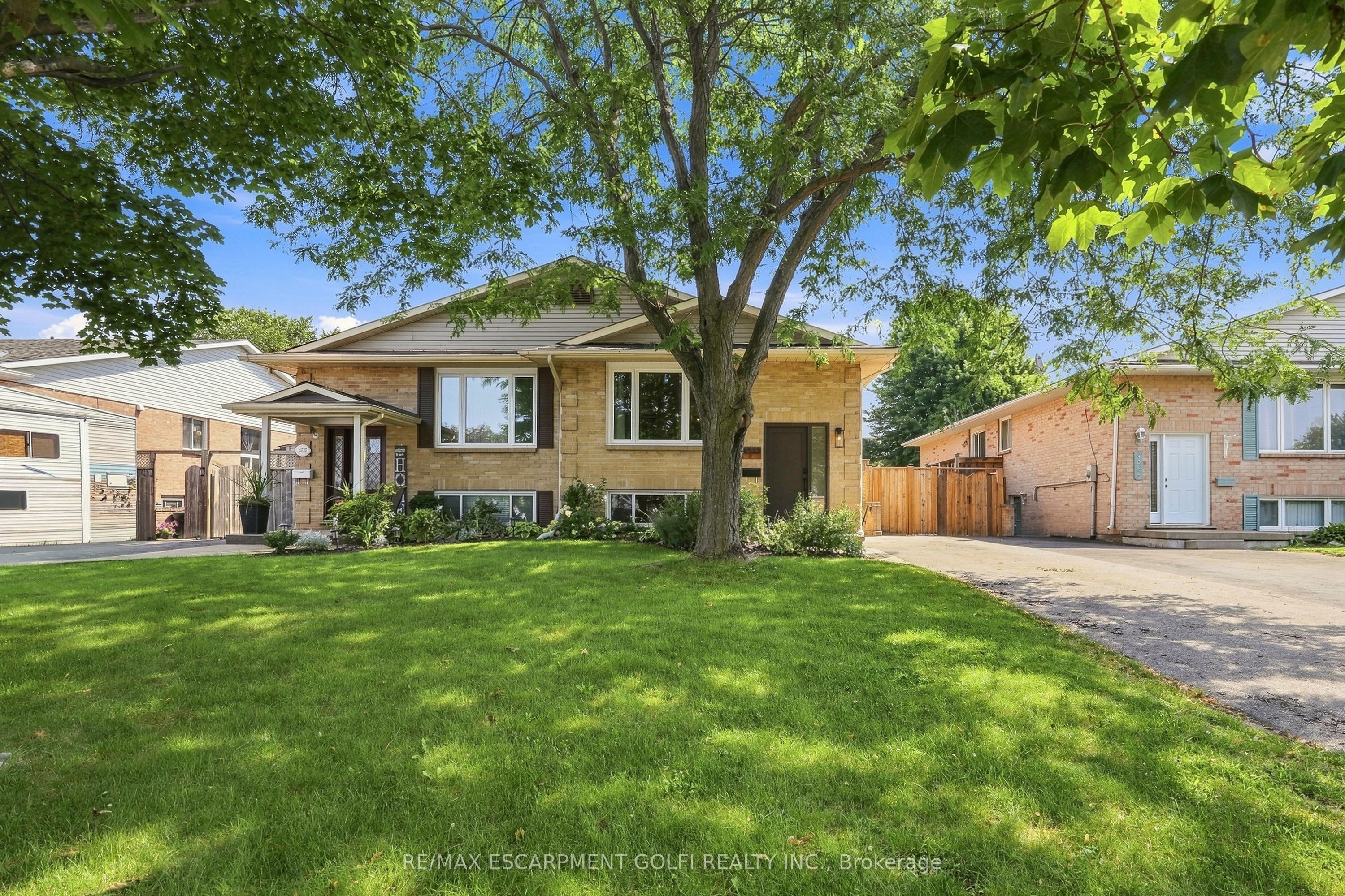 4533 Carriage Road