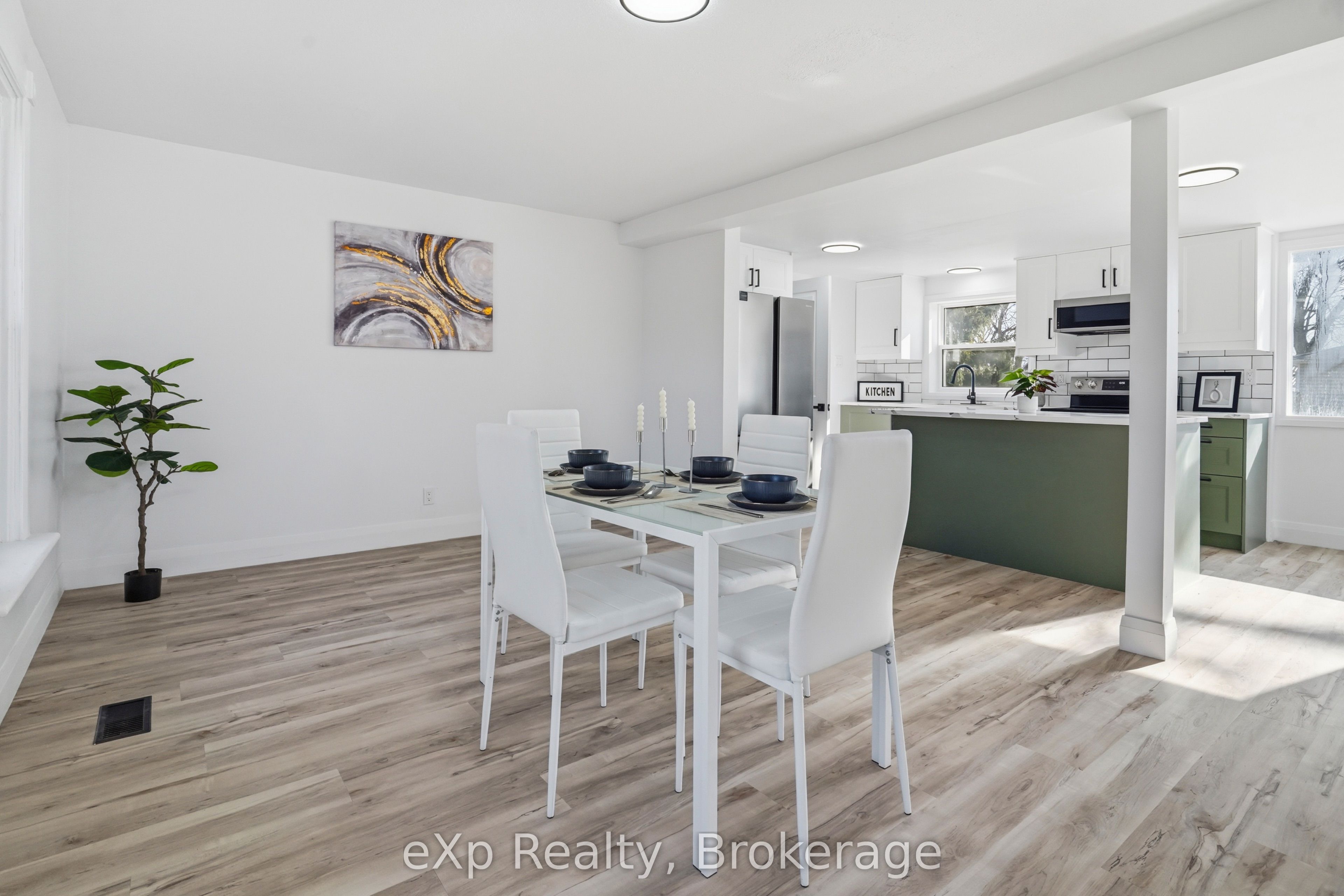192 William Street W Property Photo 19