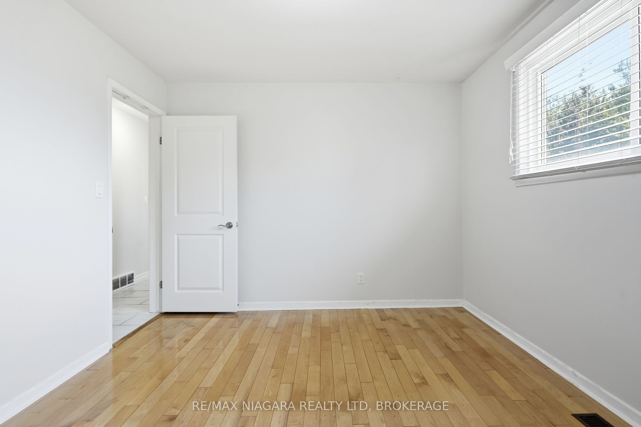 6 Royal Oak Drive Property Photo 19