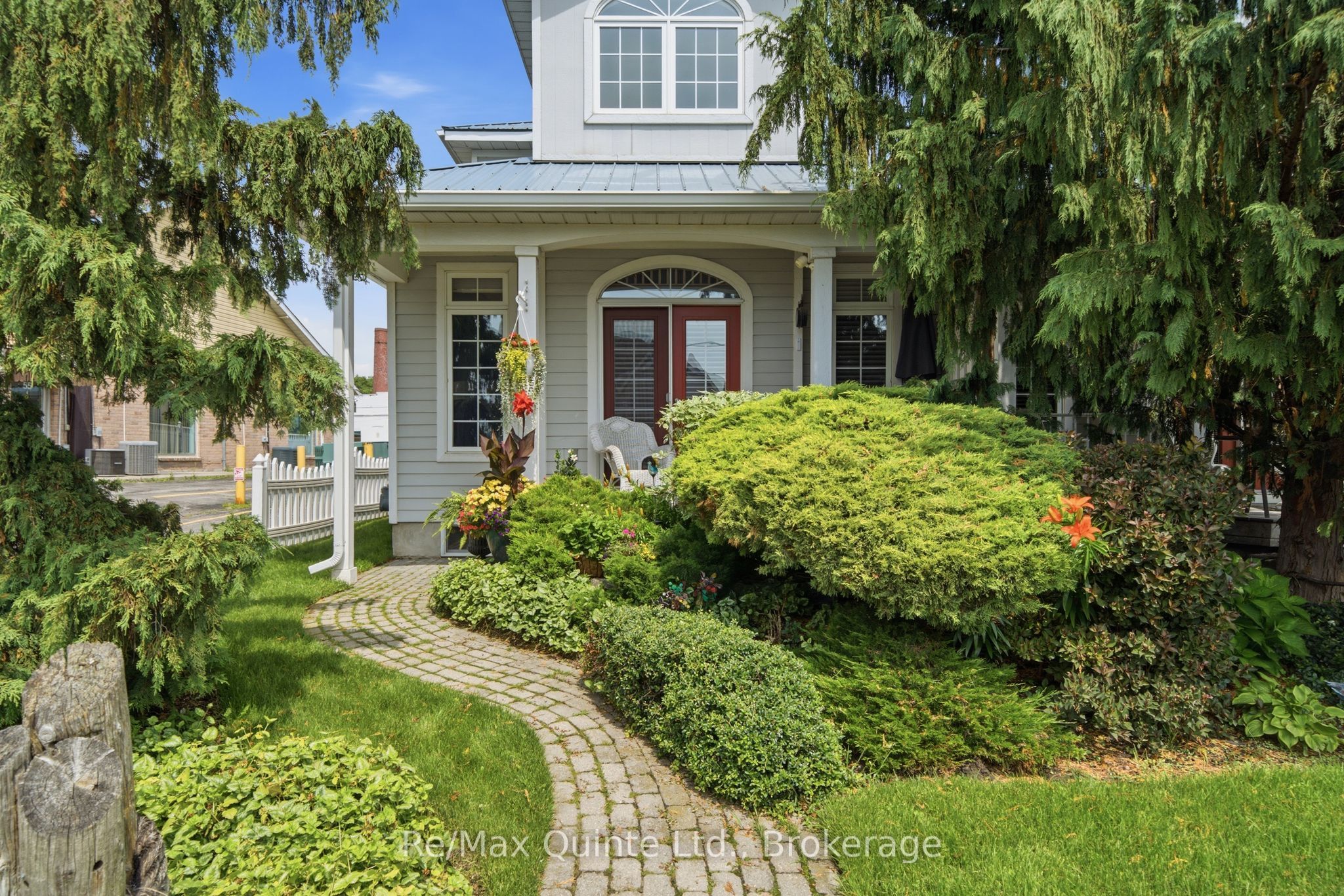 86 Pinnacle Street S