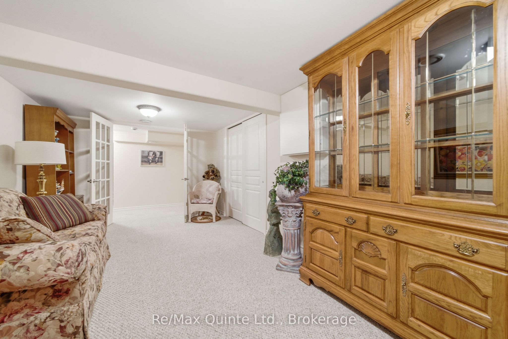 86 Pinnacle Street S Property Photo 33