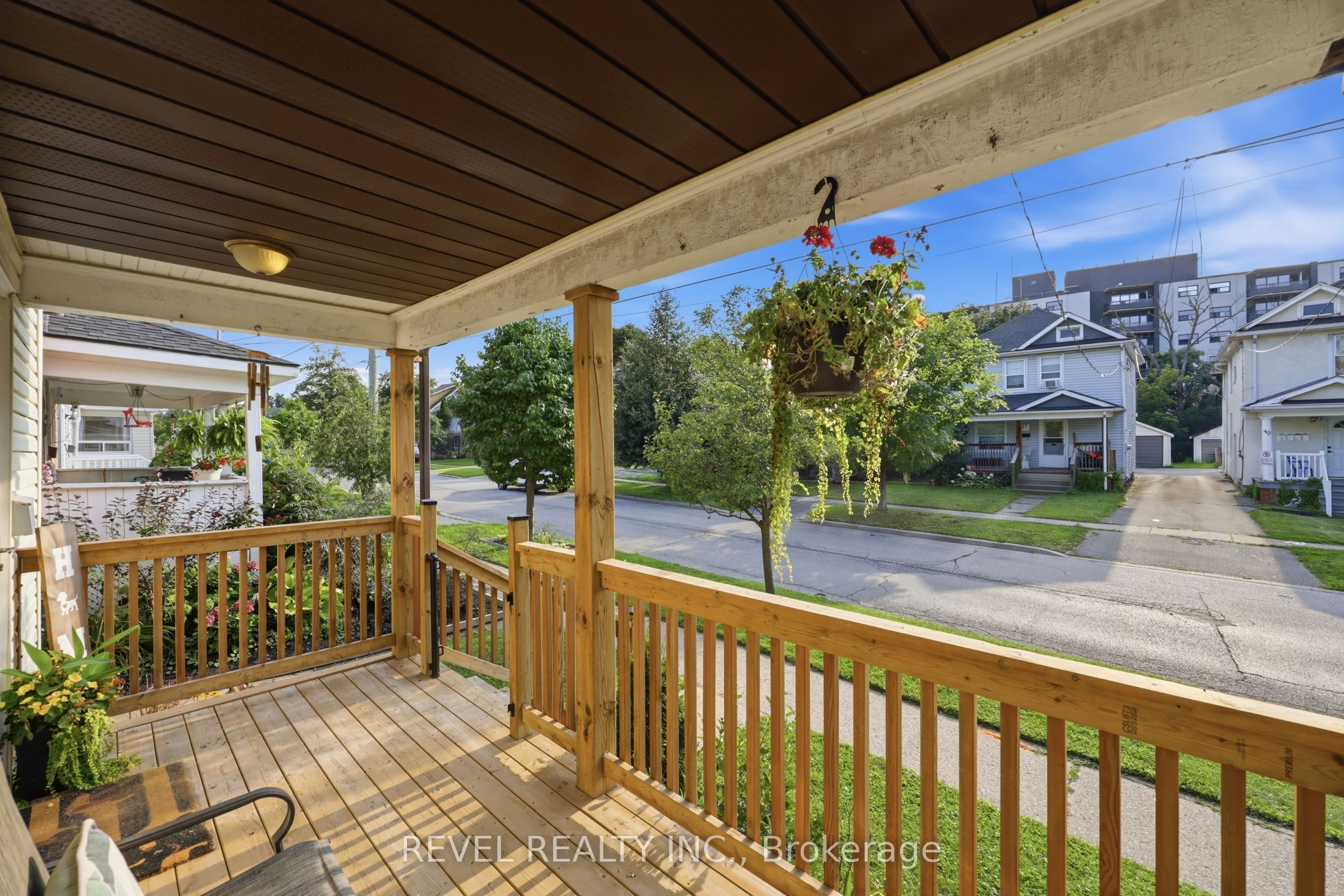 52 Berryman Avenue Property Photo 4